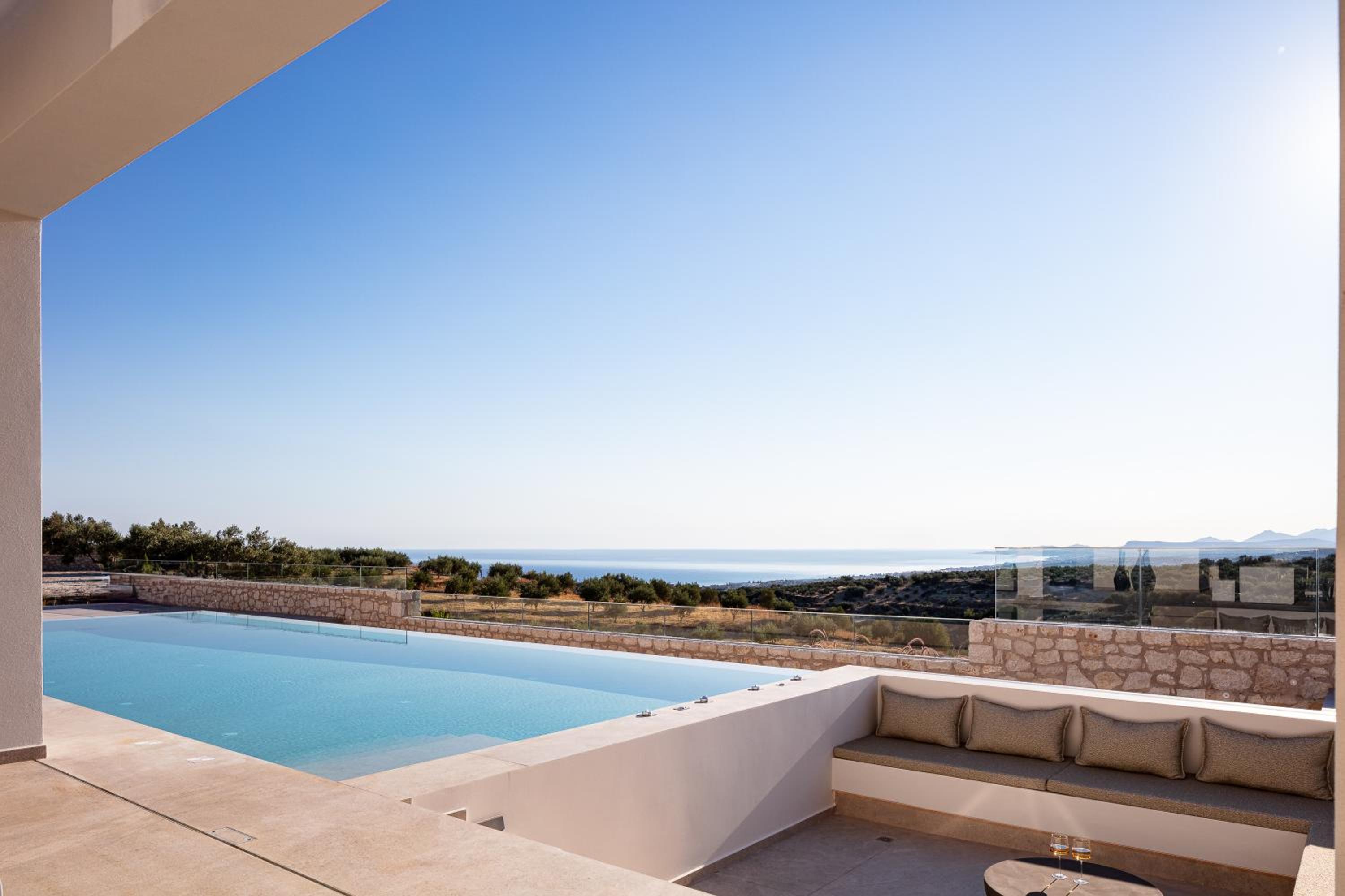 Stella Cadente - Awaken to 5star Luxury by etouri