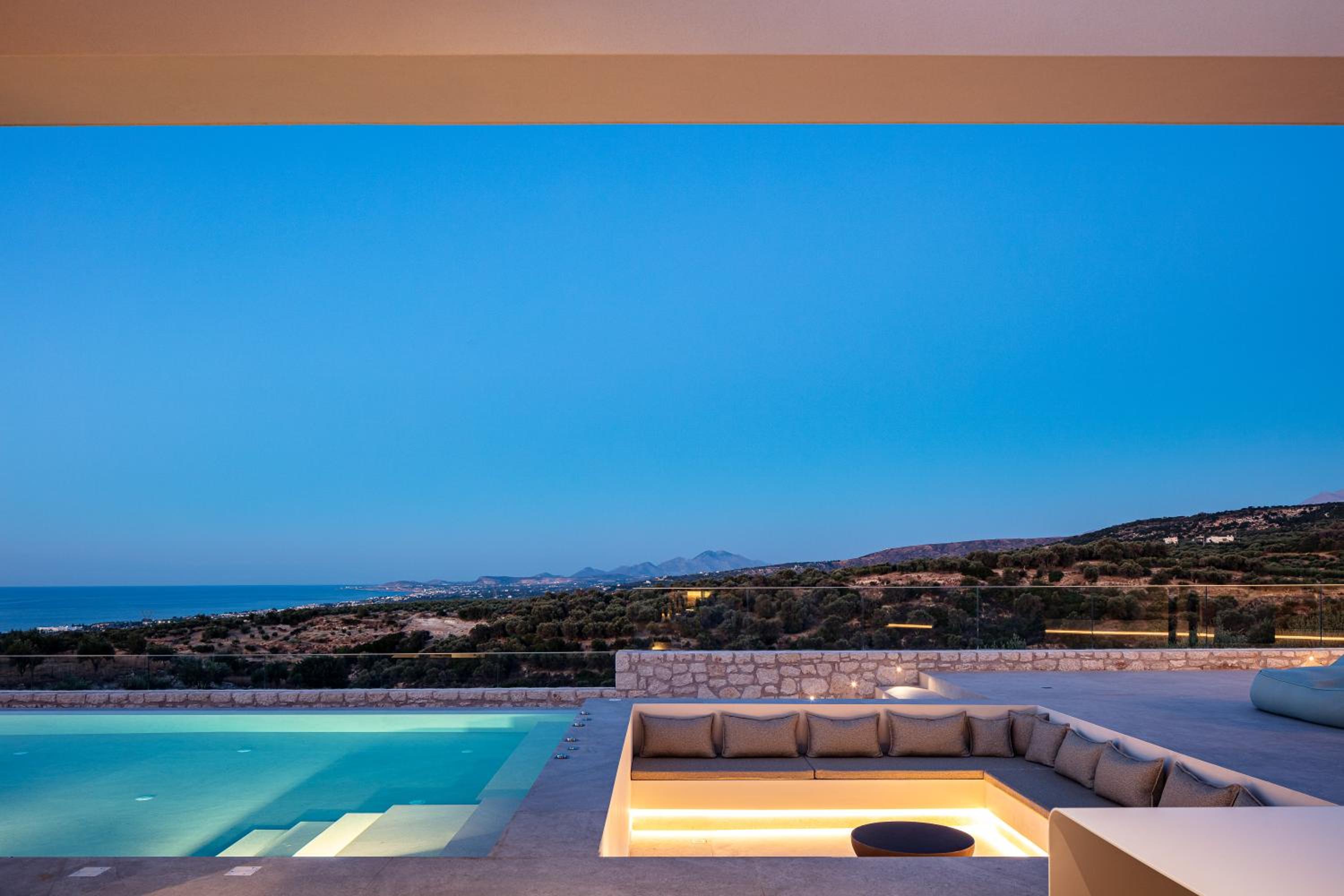 Stella Cadente - Awaken to 5star Luxury by etouri