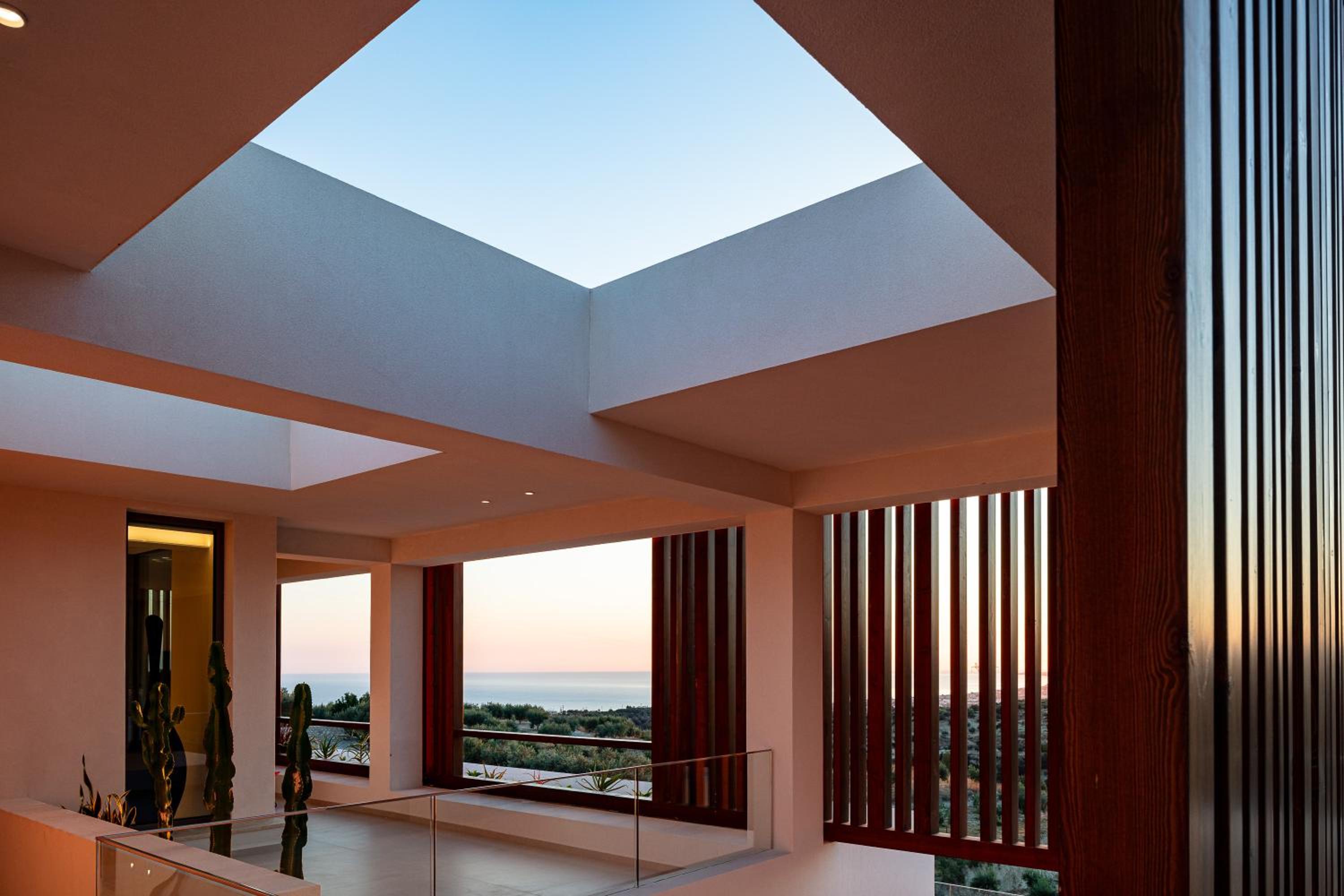 Stella Cadente - Awaken to 5star Luxury by etouri