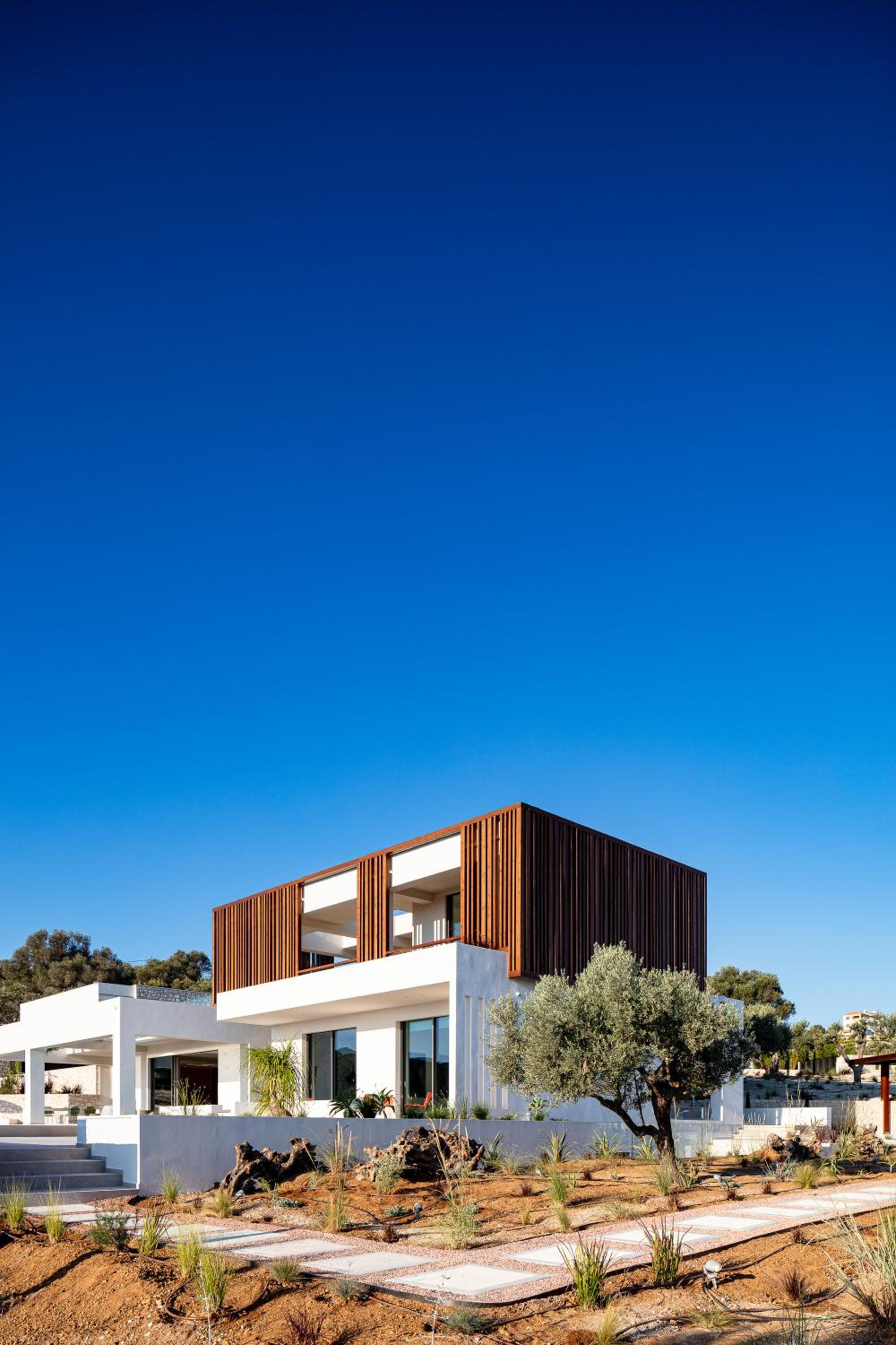Stella Cadente - Awaken to 5star Luxury by etouri