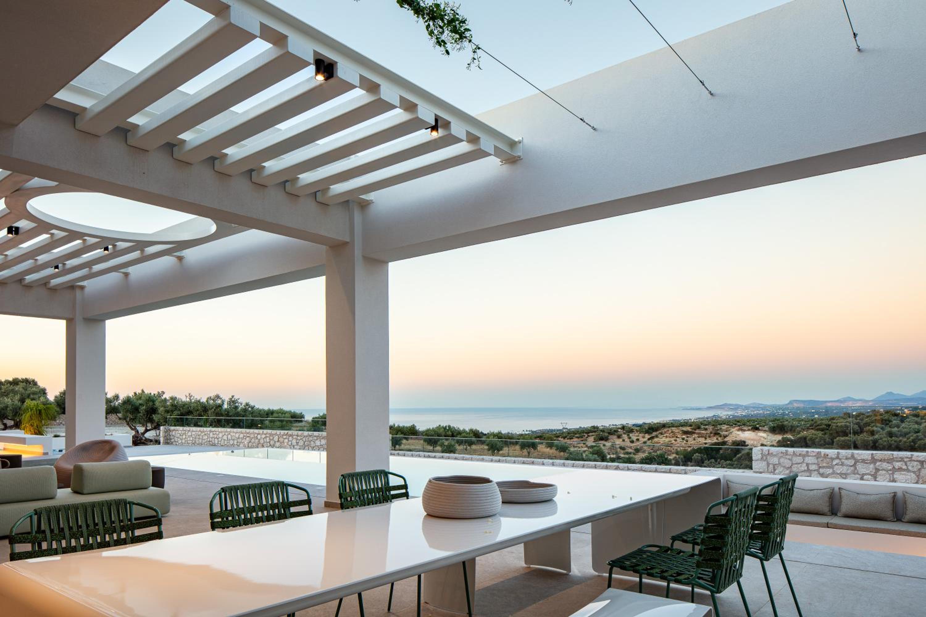 Stella Cadente - Awaken to 5star Luxury by etouri