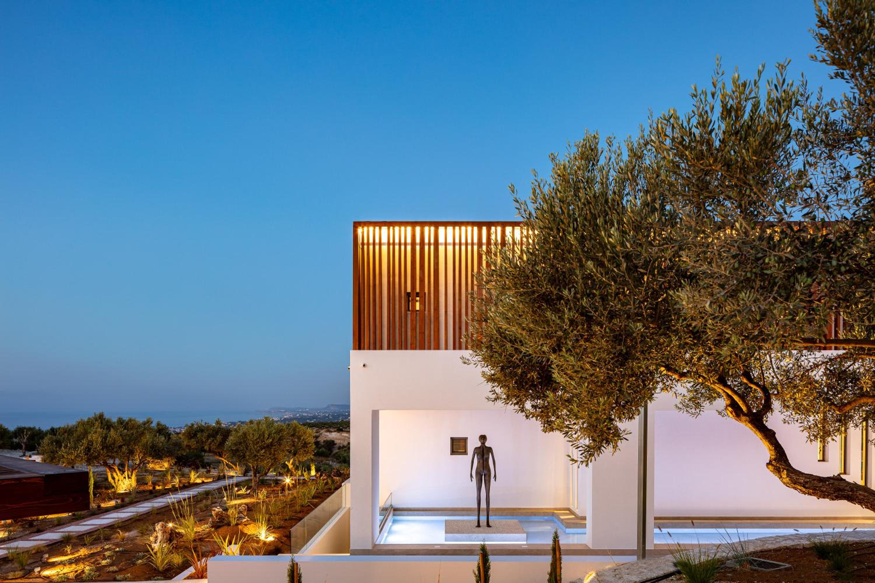 Stella Cadente - Awaken to 5star Luxury by etouri