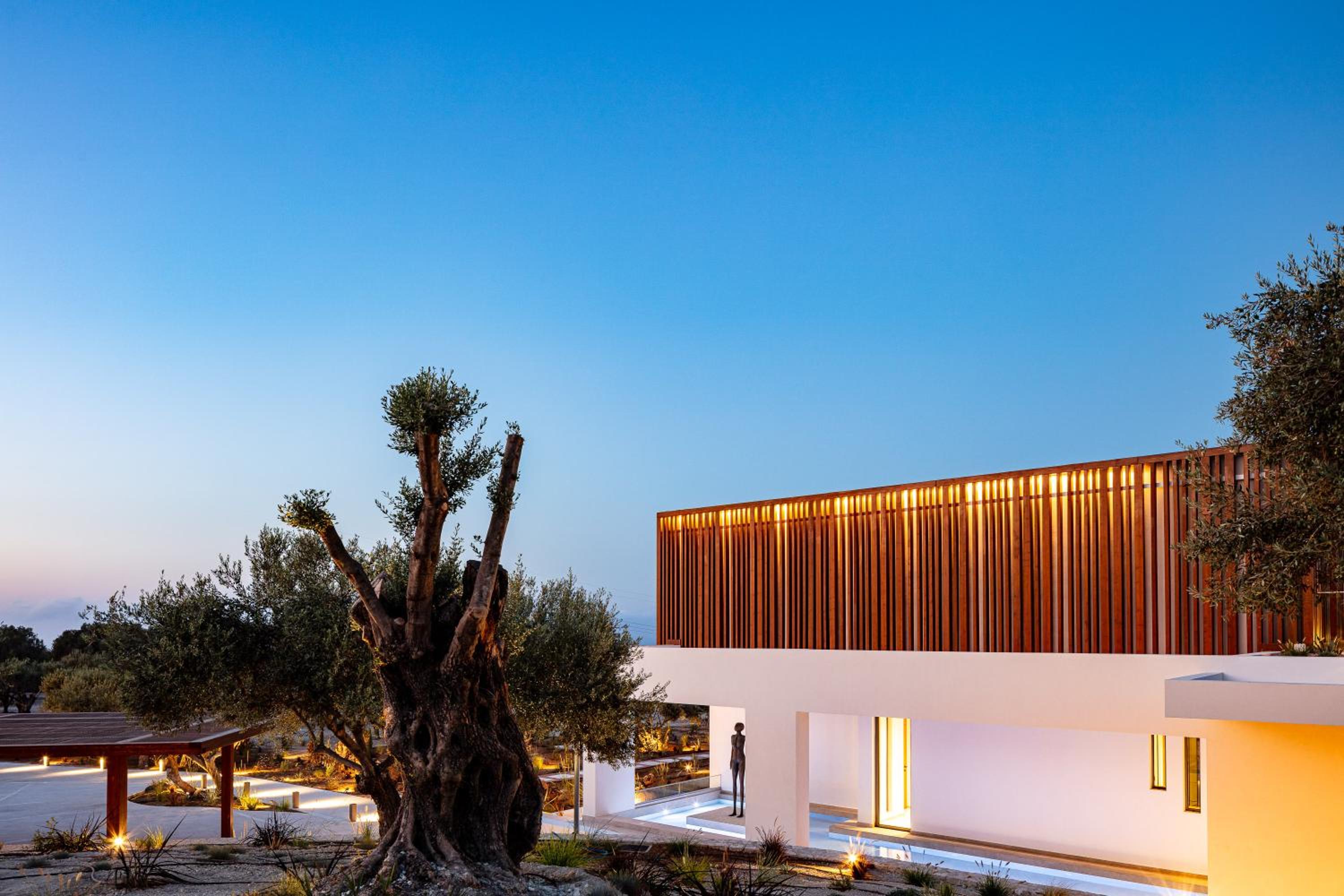 Stella Cadente - Awaken to 5star Luxury by etouri