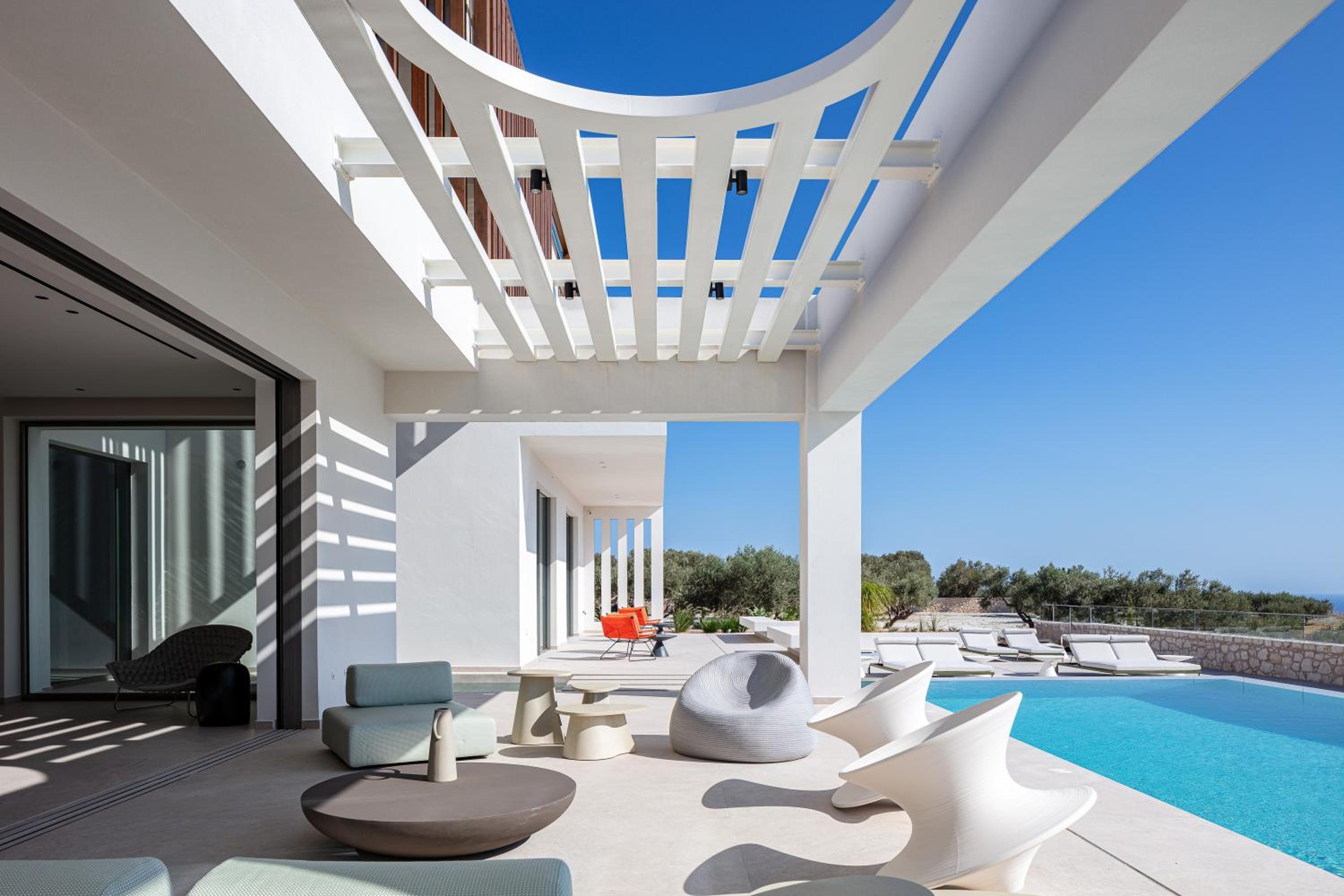 Stella Cadente - Awaken to 5star Luxury by etouri