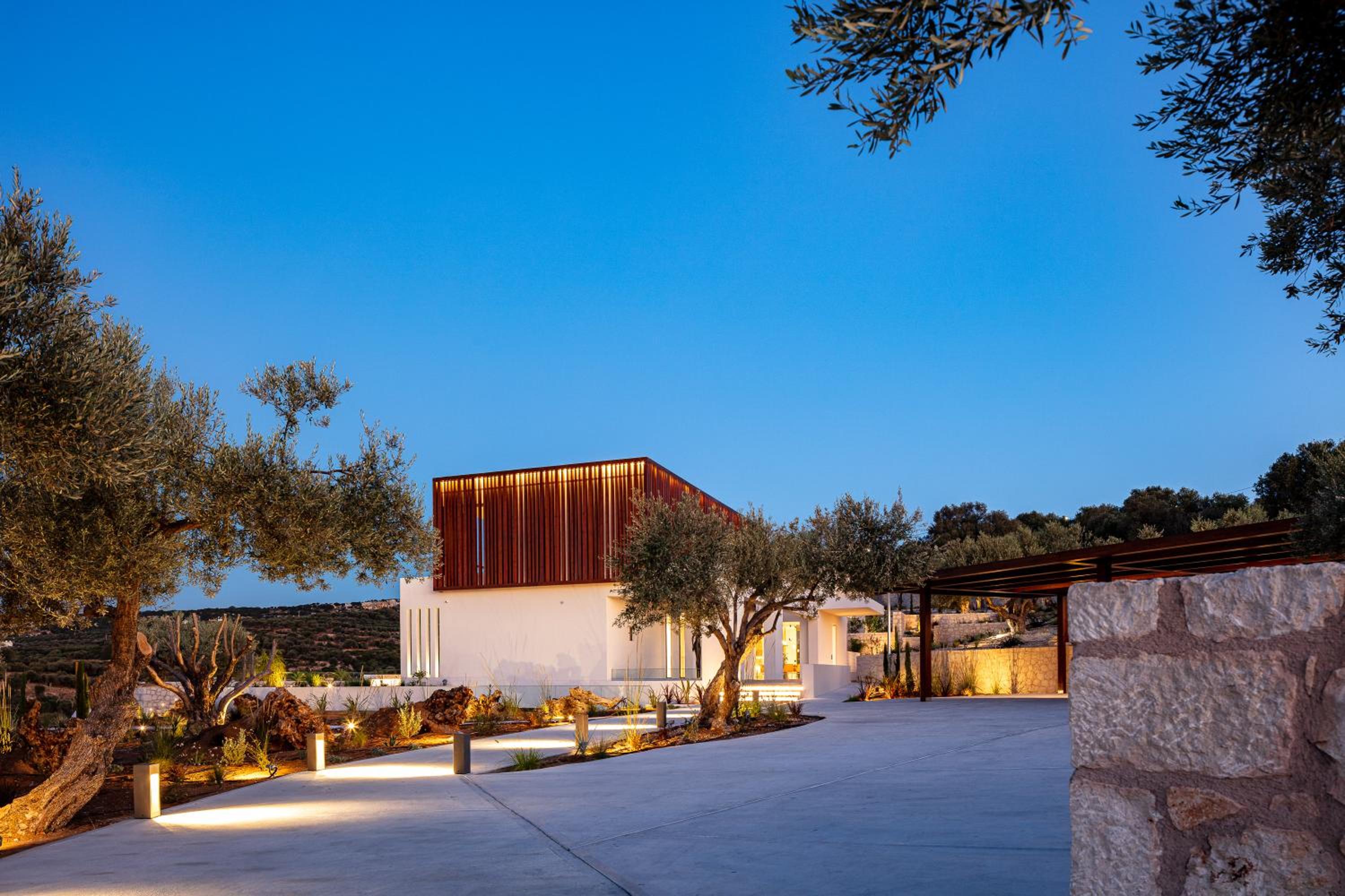 Stella Cadente - Awaken to 5star Luxury by etouri