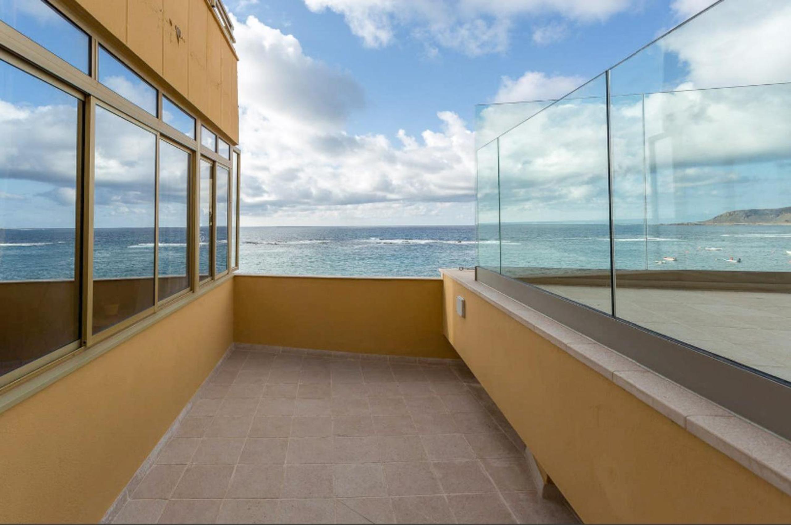 Canteras Seaviews - Balcony & Pool view 4