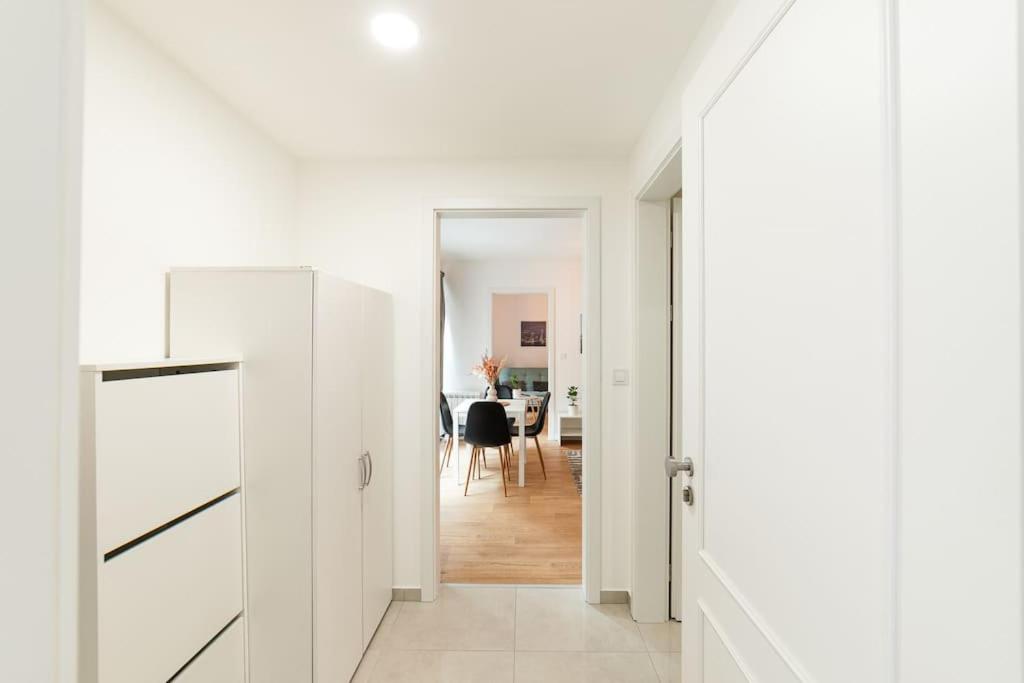 Domino apartmán