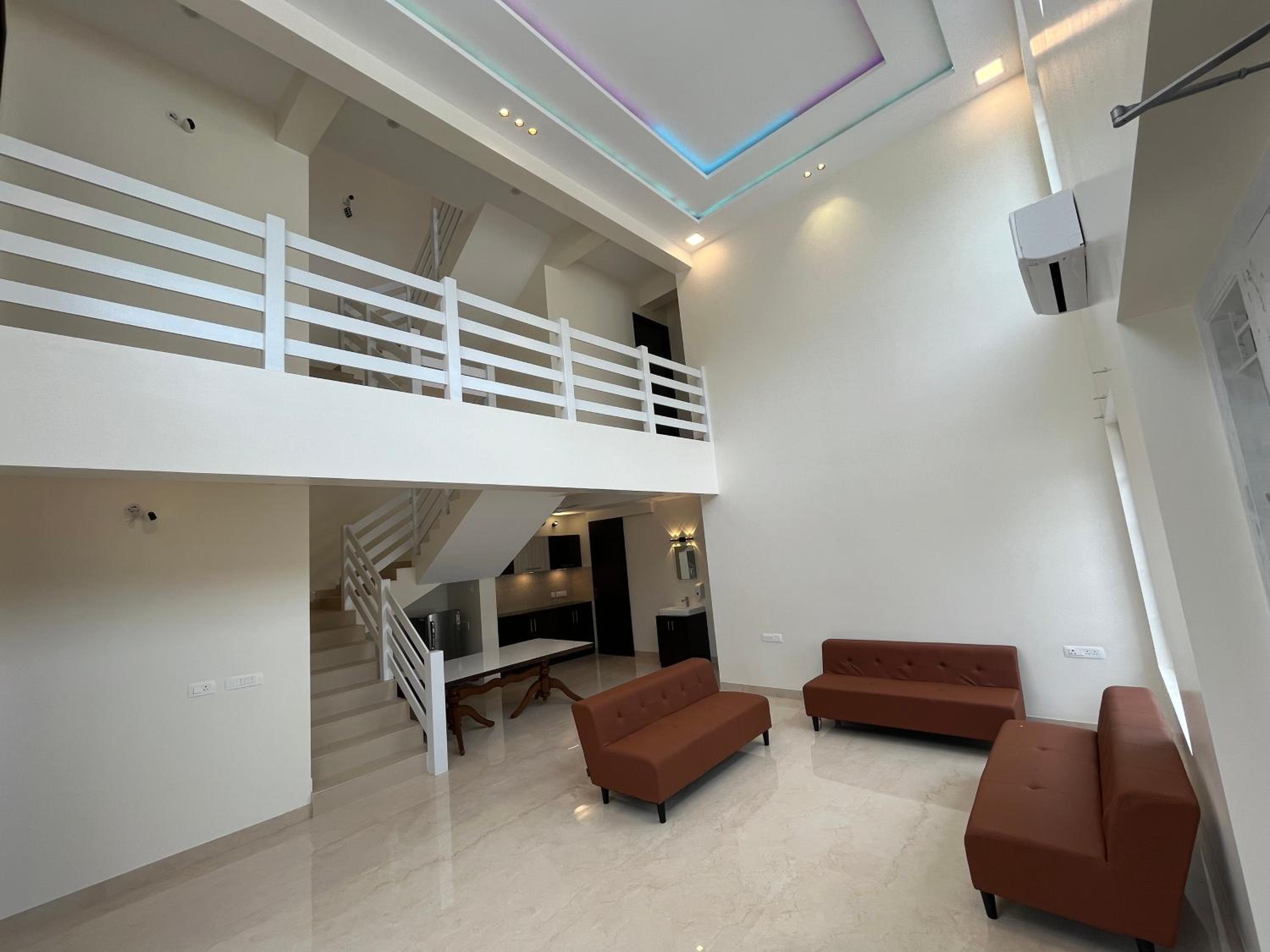 ecrlondonvilla