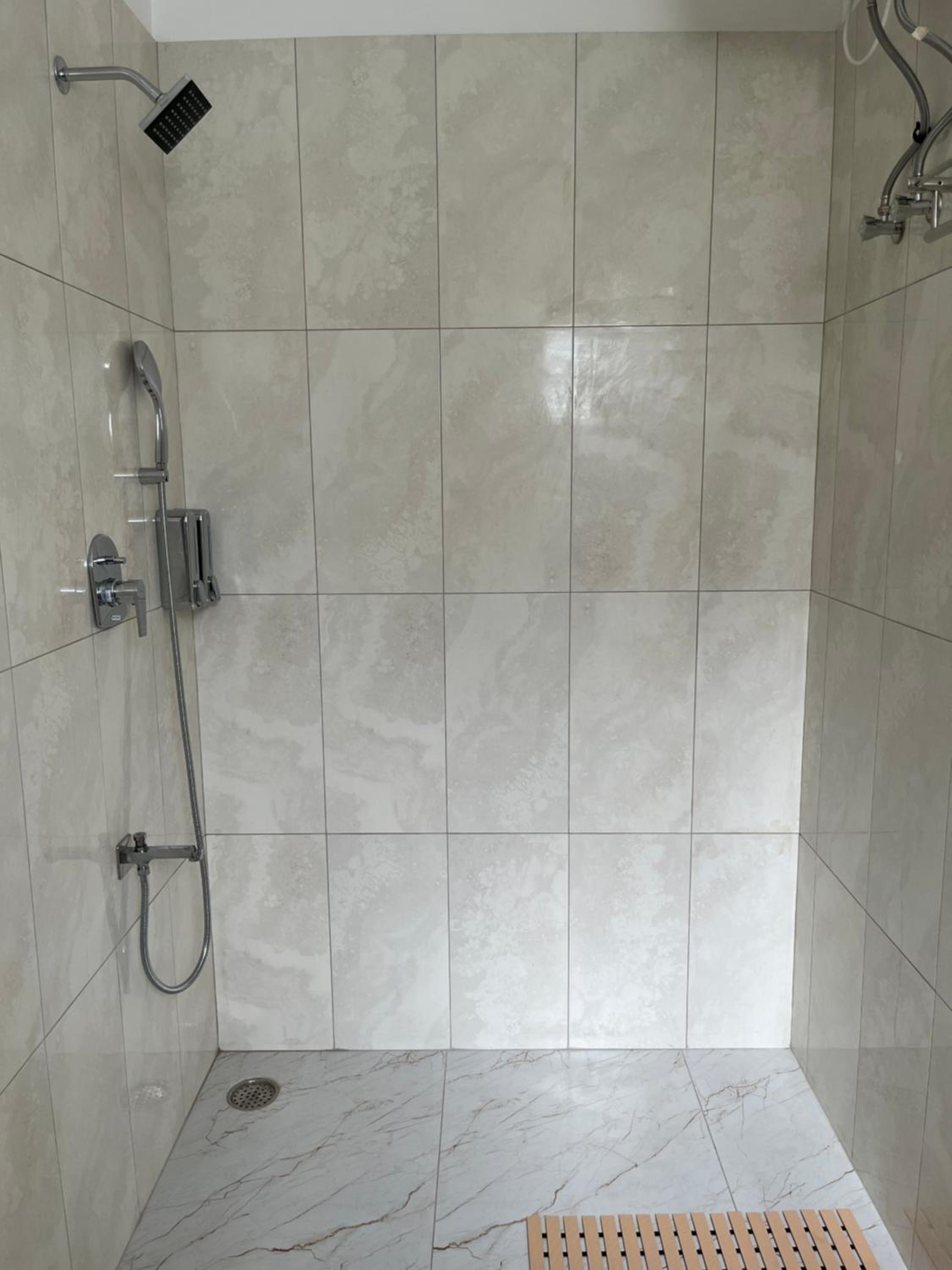 ecrlondonvilla