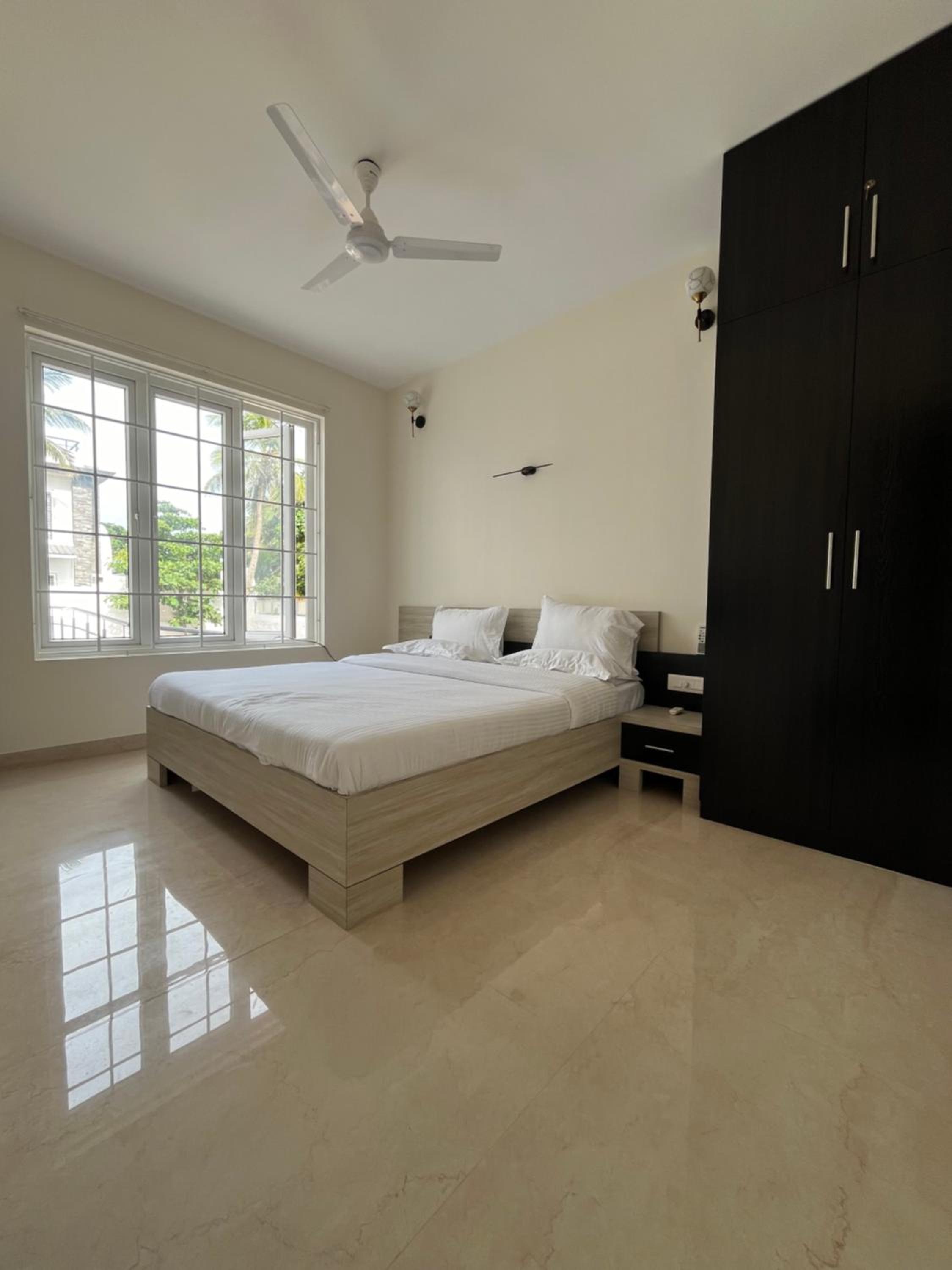 ecrlondonvilla