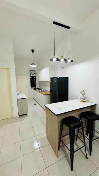 Rest & Go Homestay Tiara Sendayan photo 2