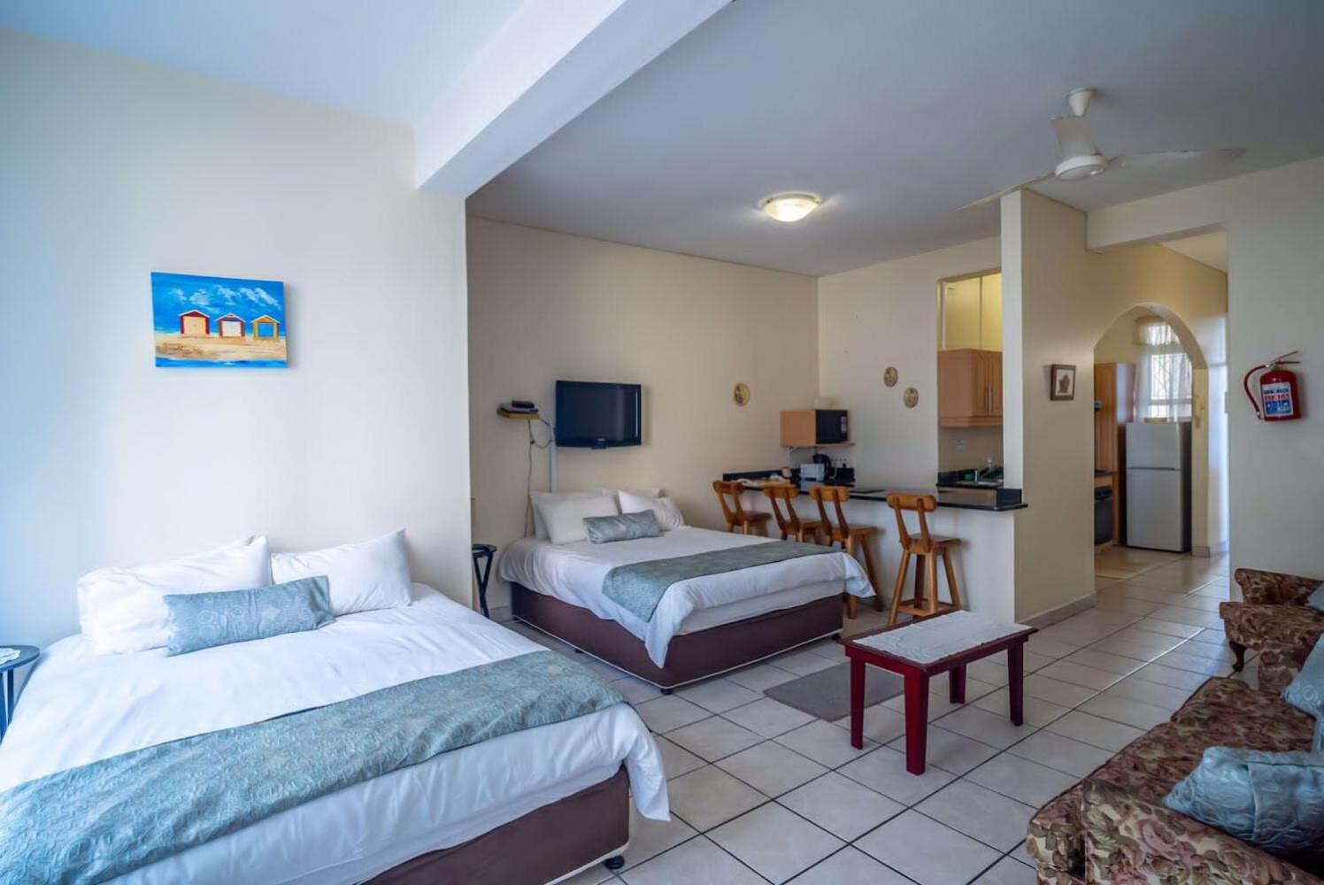Coast to Coast Self-Catering apartment view 2
