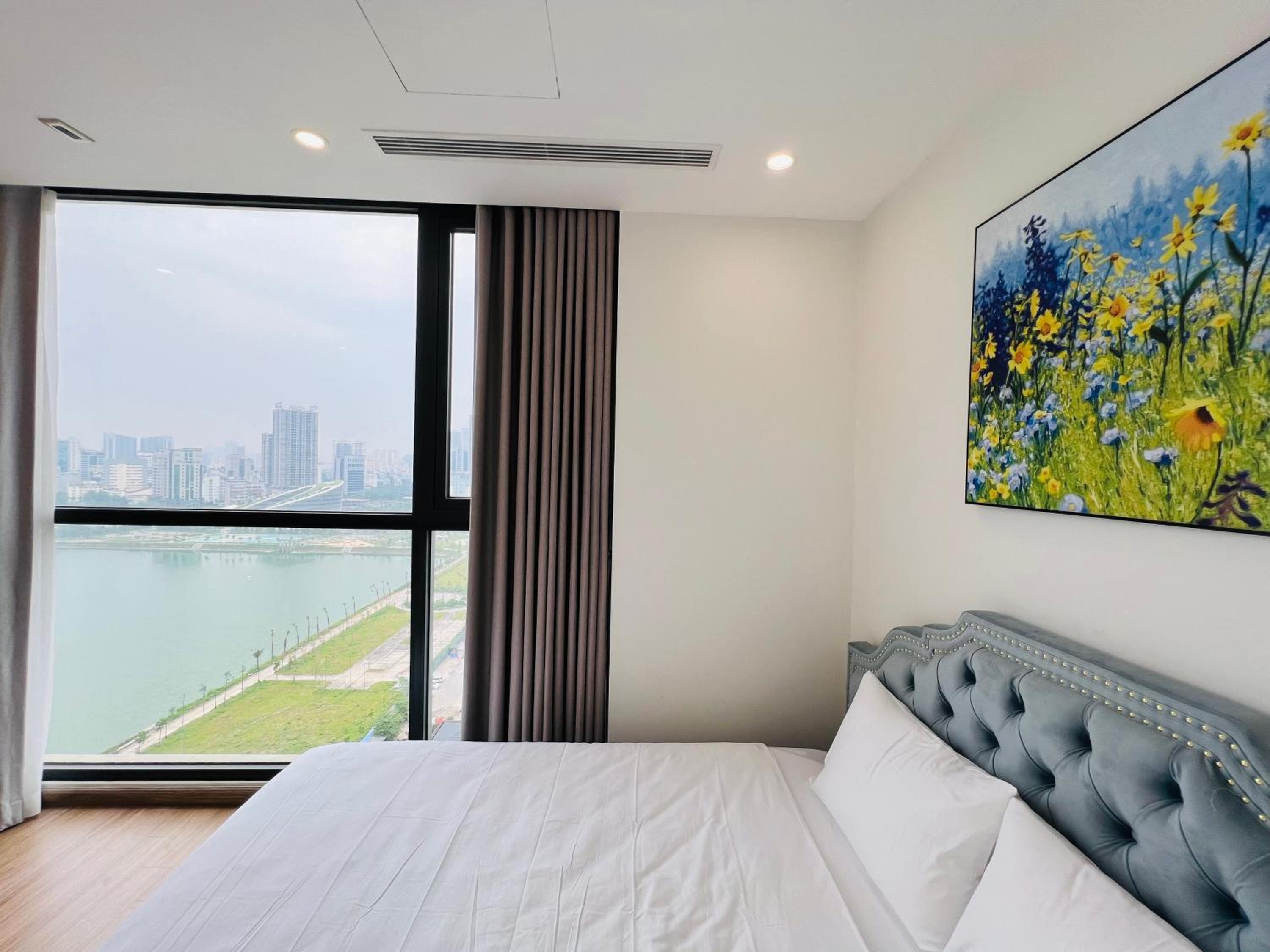 VINHOMES SKYLAKE MY DINH - Apartment Hotel