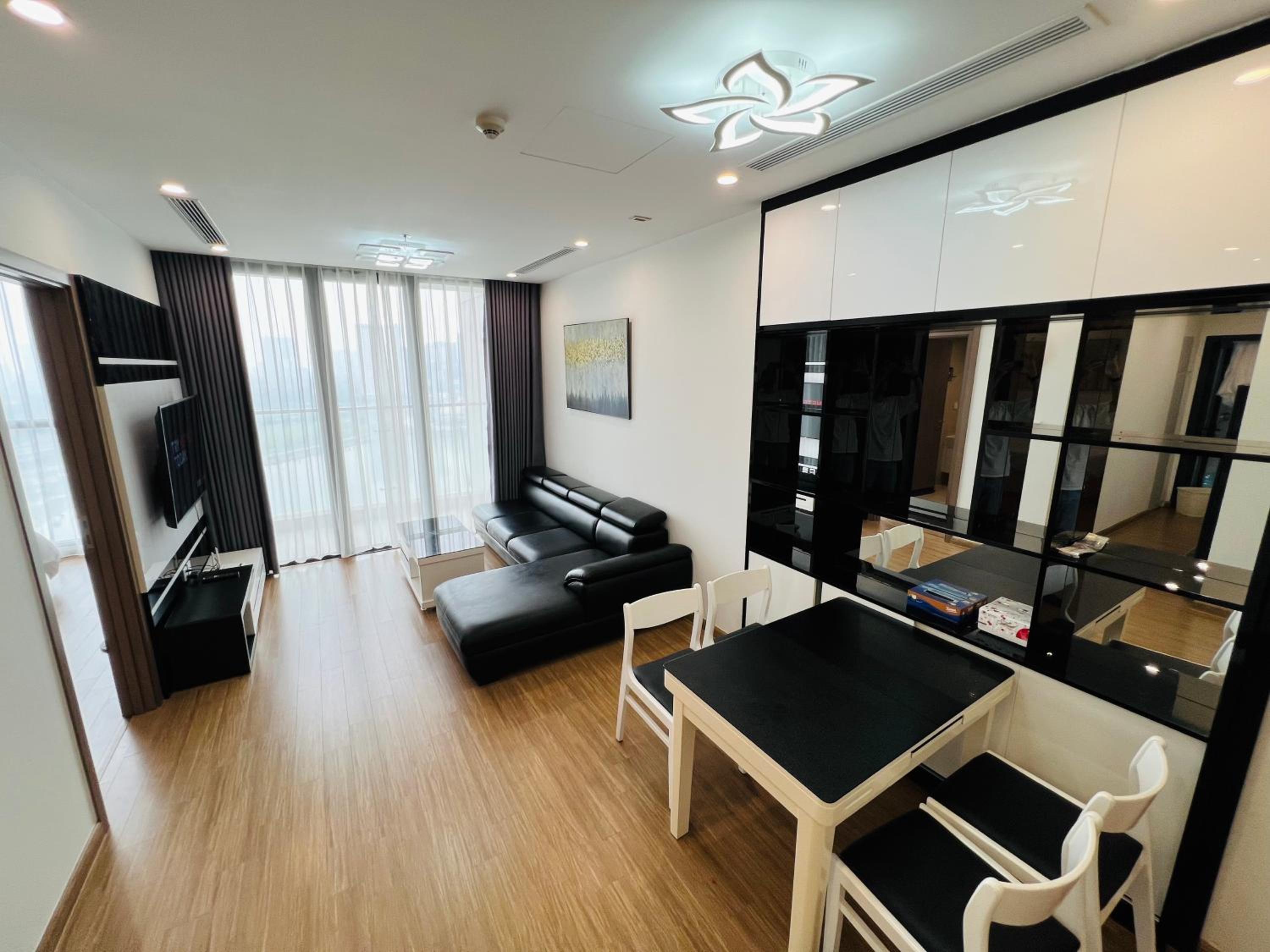 VINHOMES SKYLAKE MY DINH - Apartment Hotel