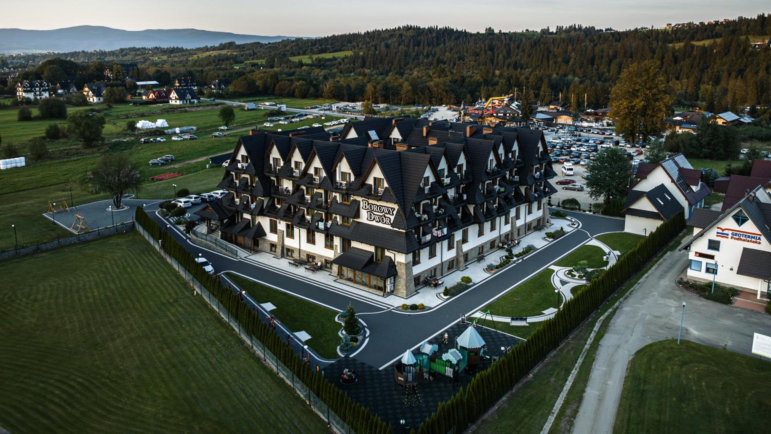 Borowy Dwór- Biznes, Spa & Fun view 3