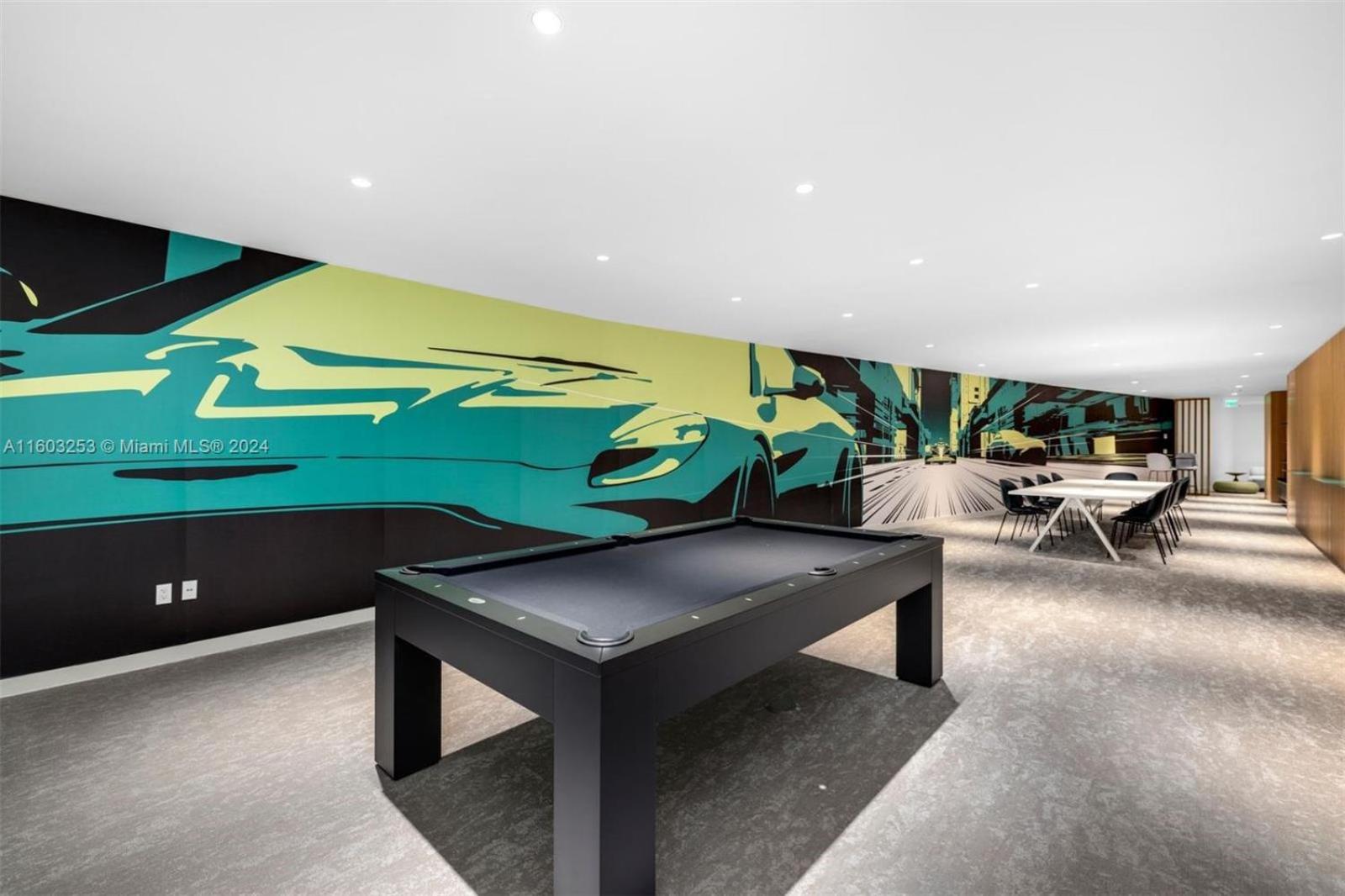 ASTON MARTIN TOWER Miami