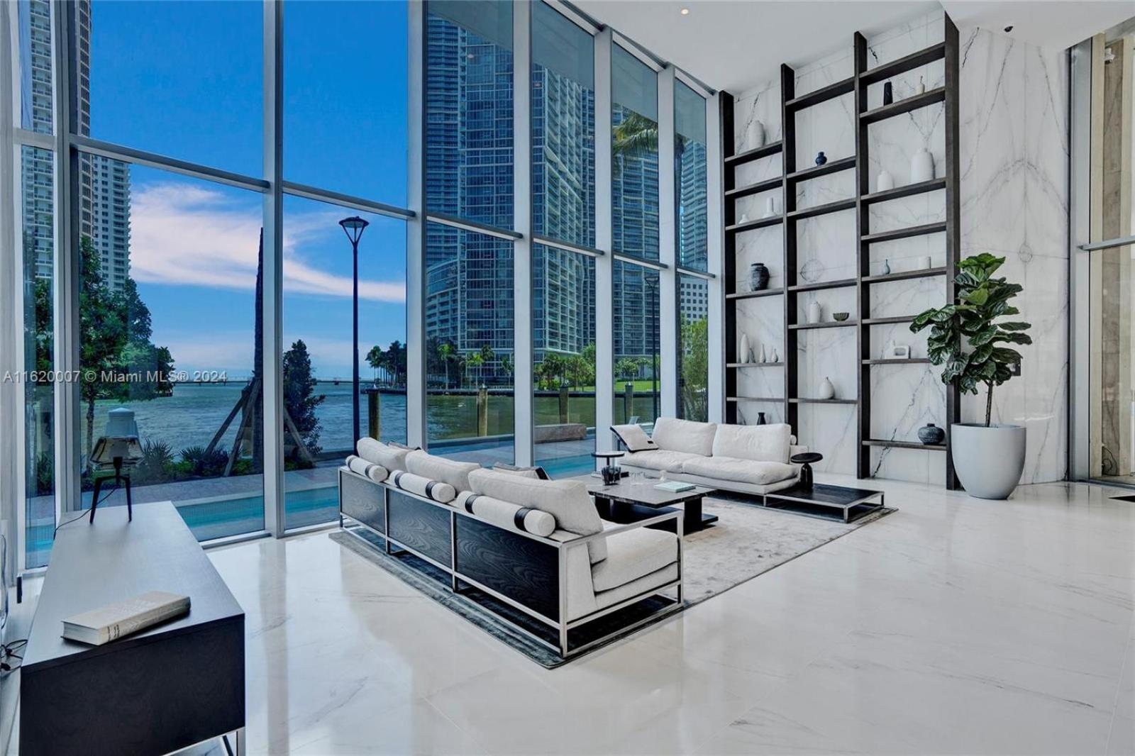 ASTON MARTIN TOWER Miami