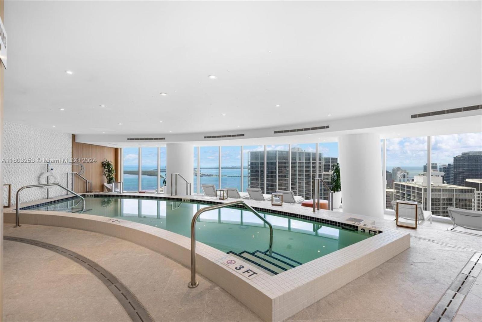 ASTON MARTIN TOWER Miami