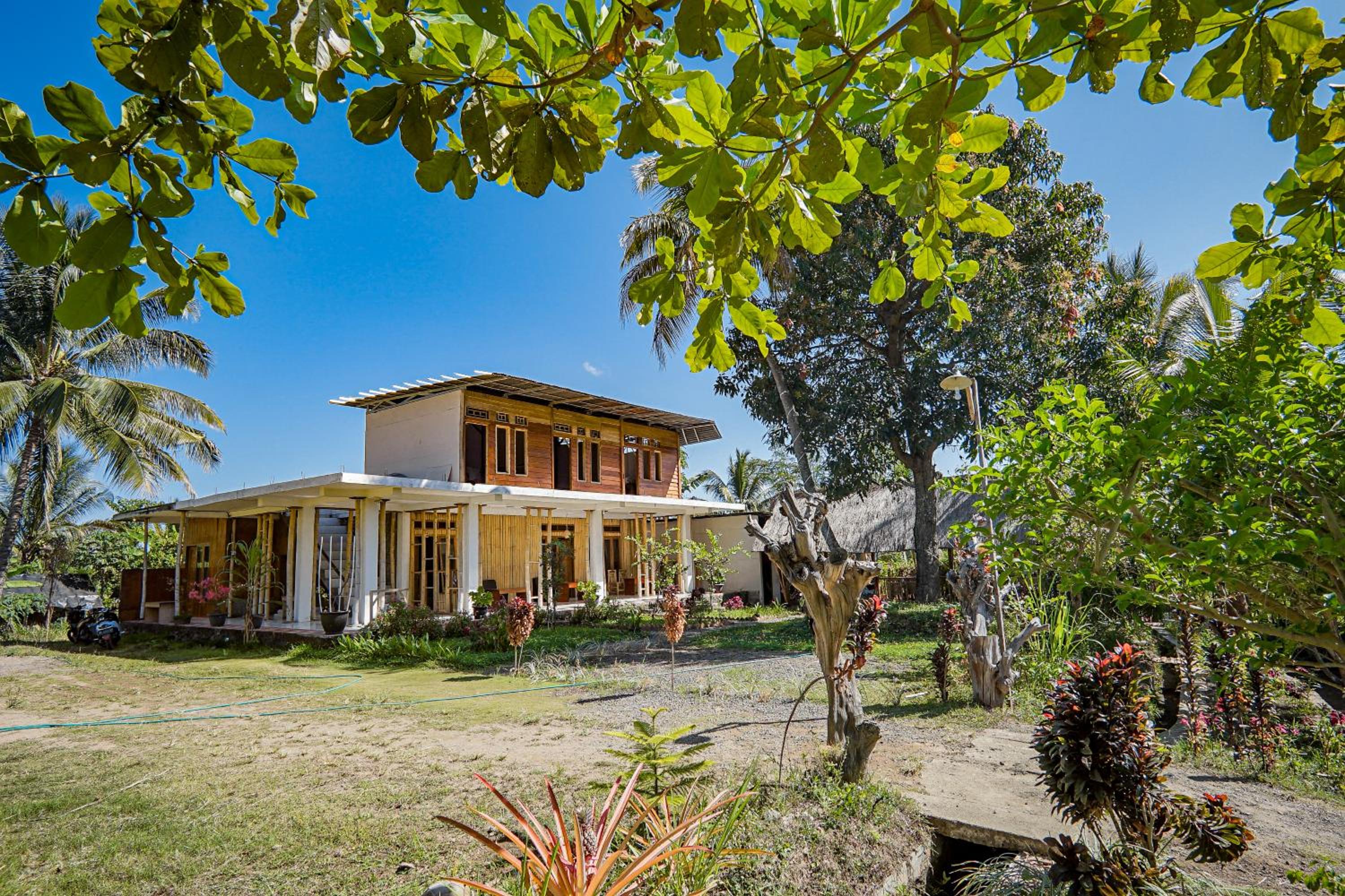Rinjani Eco Villa Senaru view 3