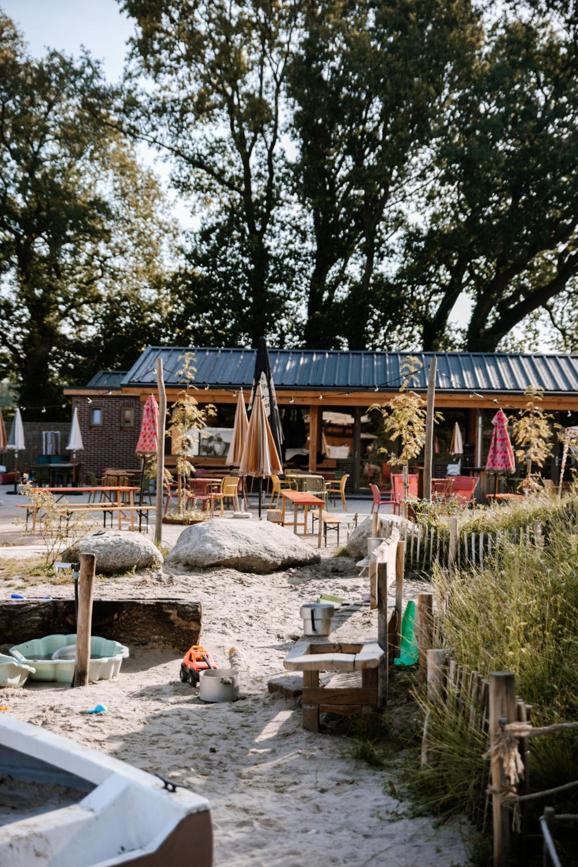 Zweeds Huisje op Camping de Kleine Wereld view 4