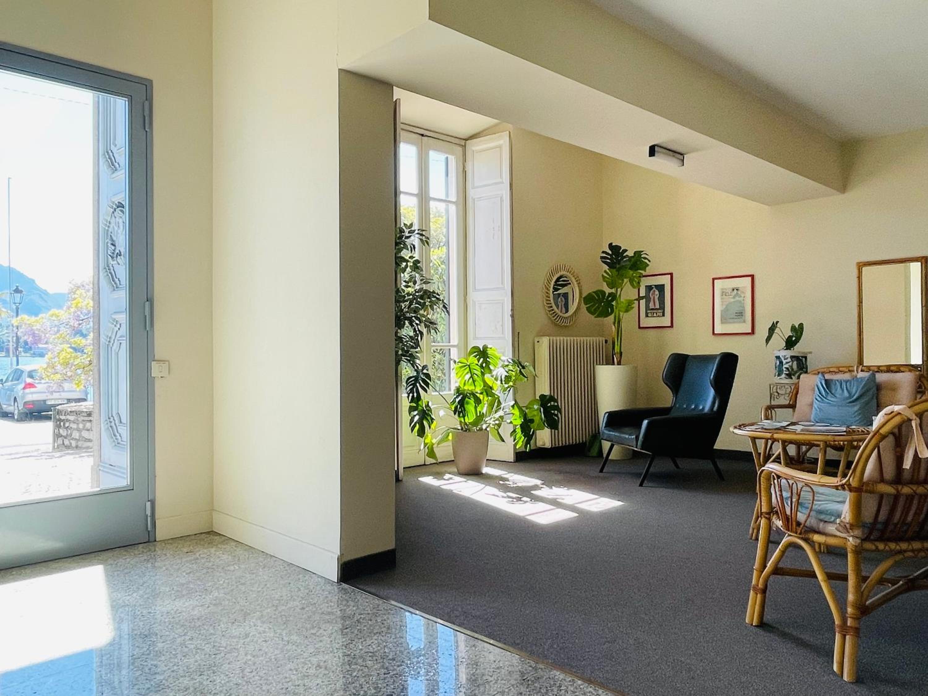 Cadenabbia Lake Front View Suite