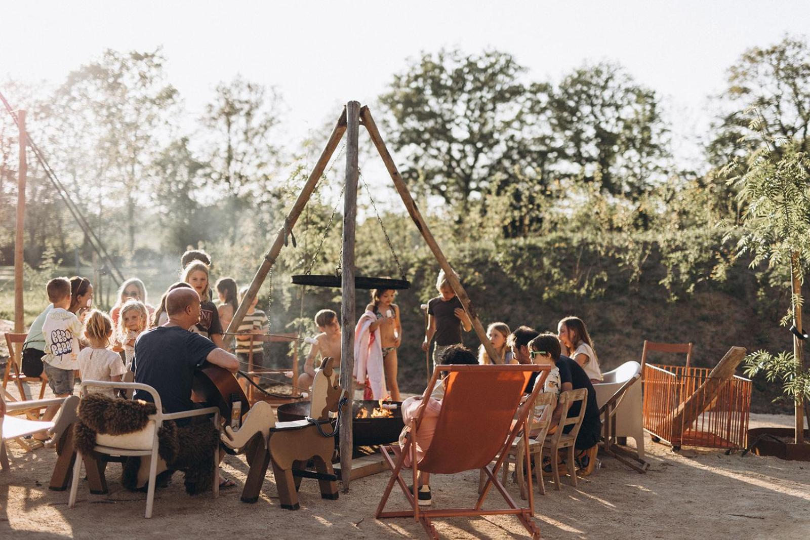 Zweeds Huisje op Camping de Kleine Wereld view 2