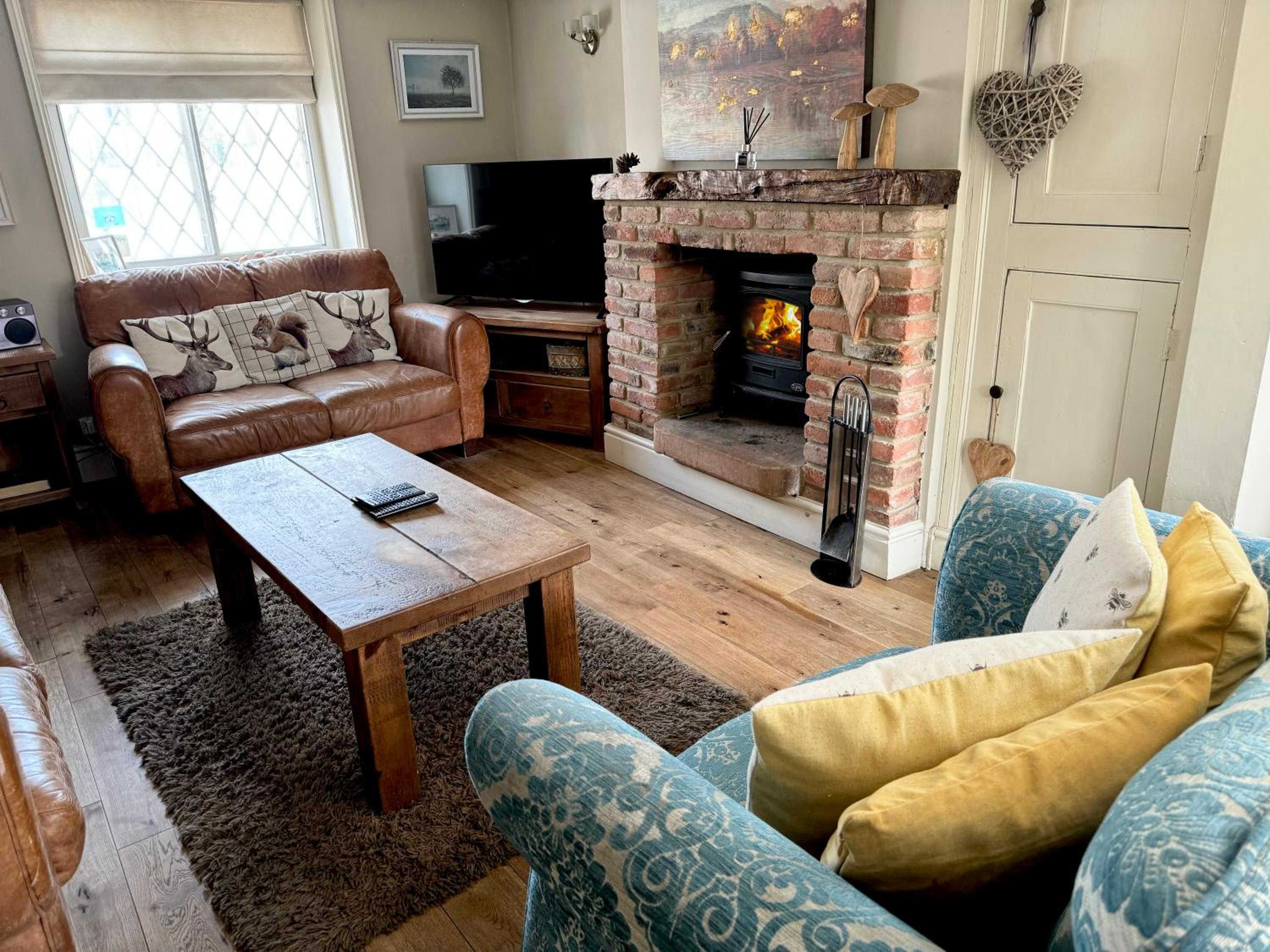 Cottage near Sherwood Forest-Sleeps up to 16 view 4