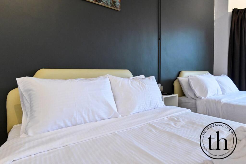 Warm House Alor Akar Linked House 6BR-15pax photo 7