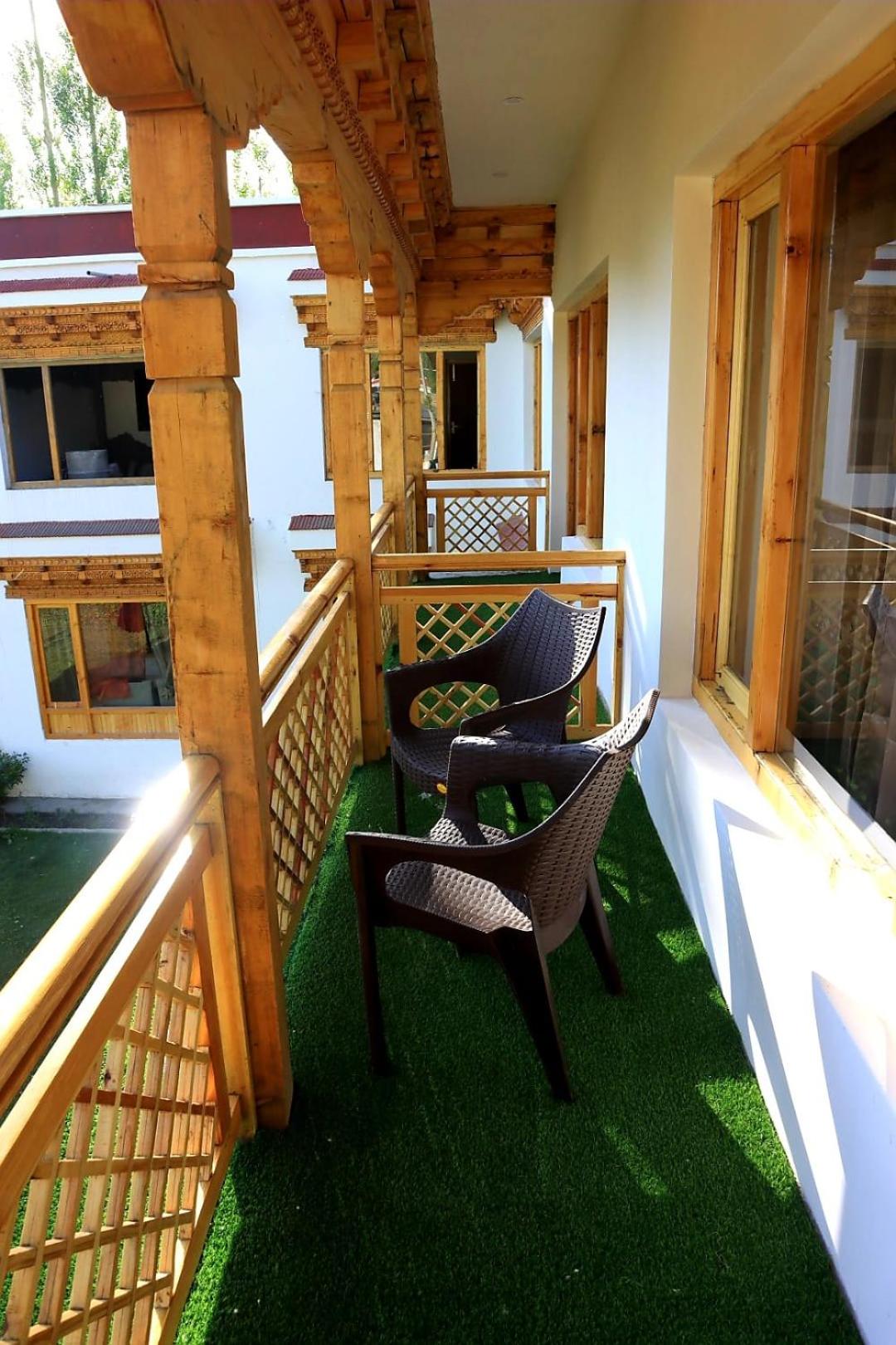 Gyalu's Residency