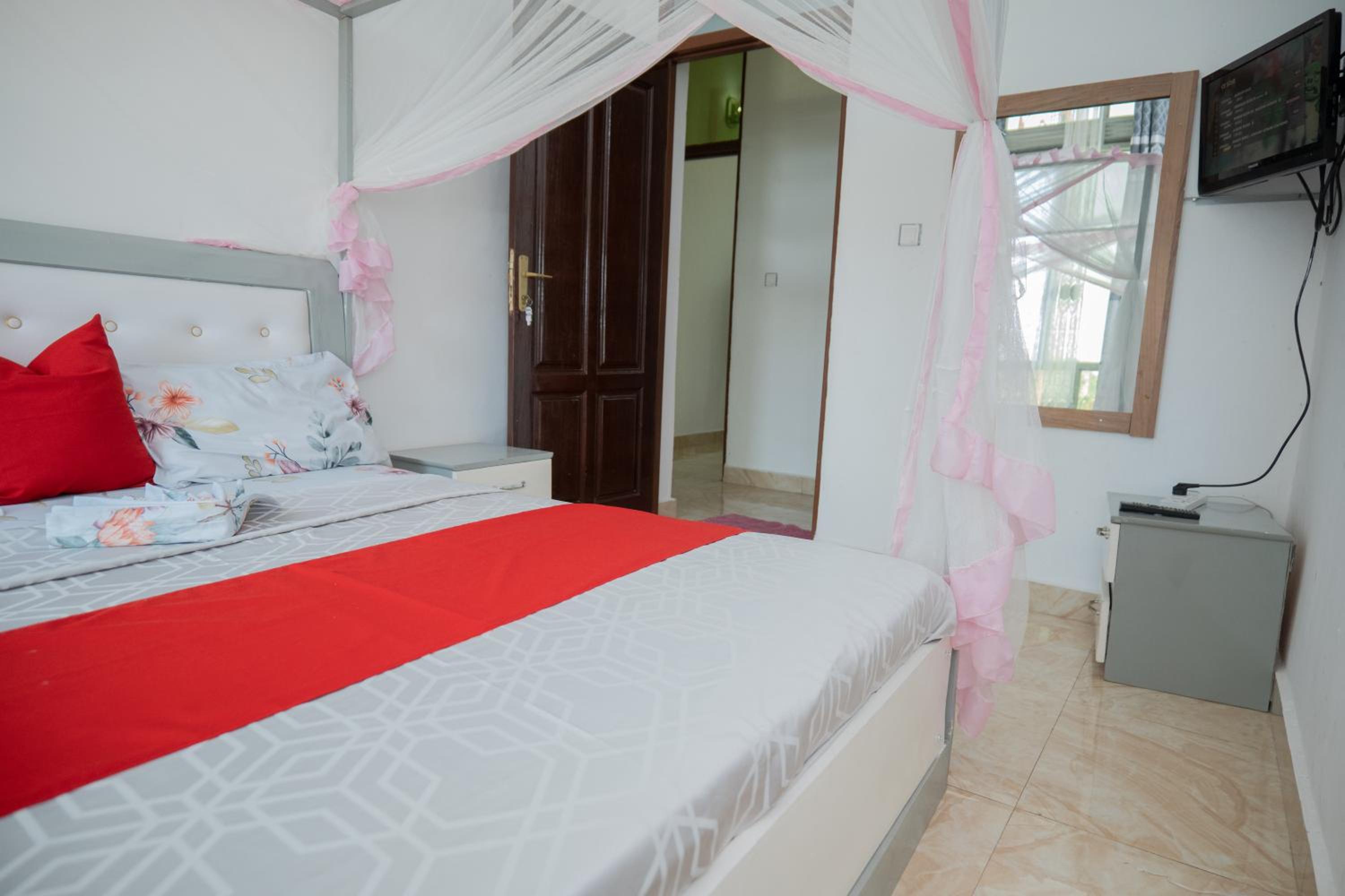 The city Block Apartment