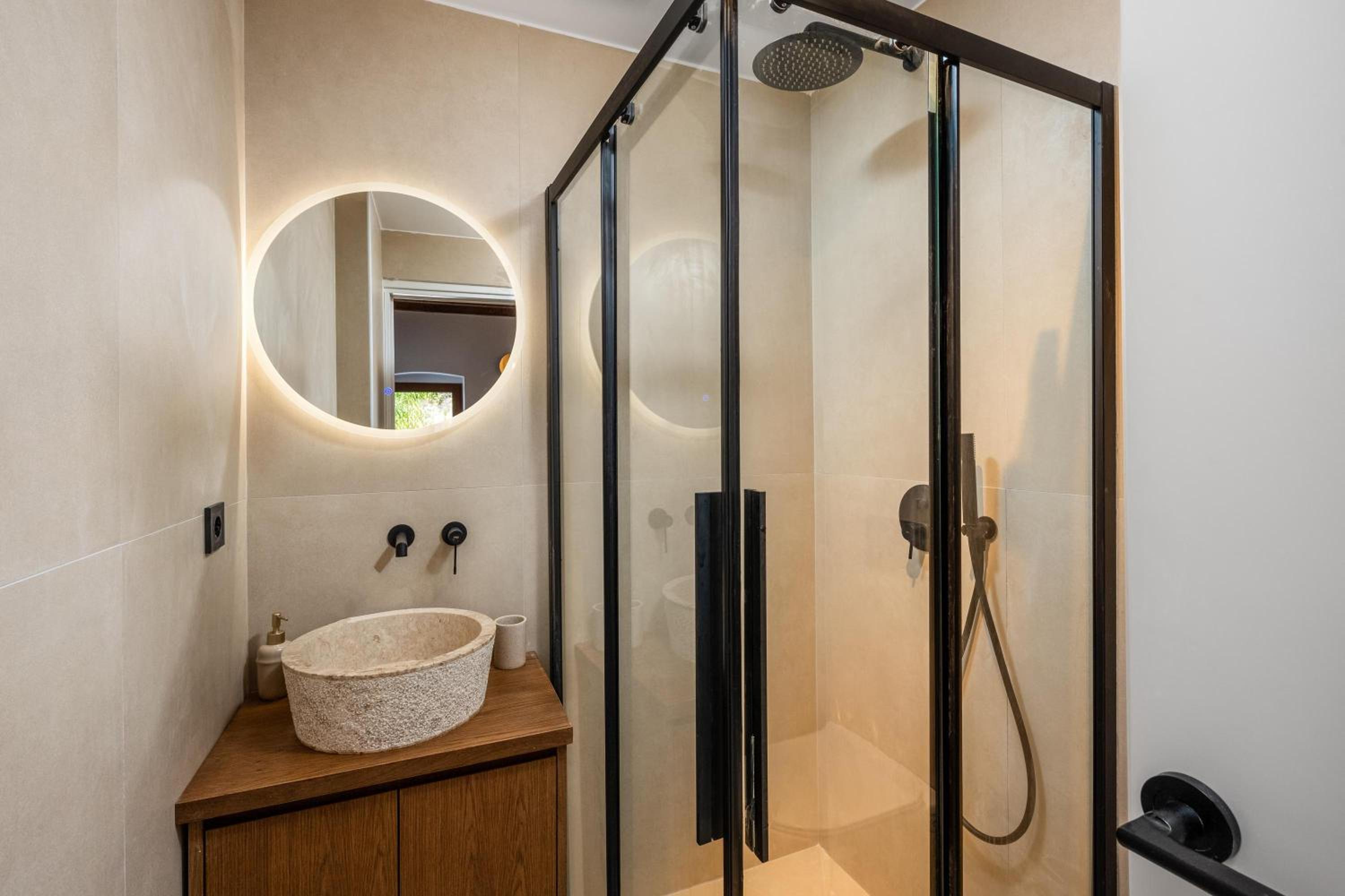 Aroha Apartments
