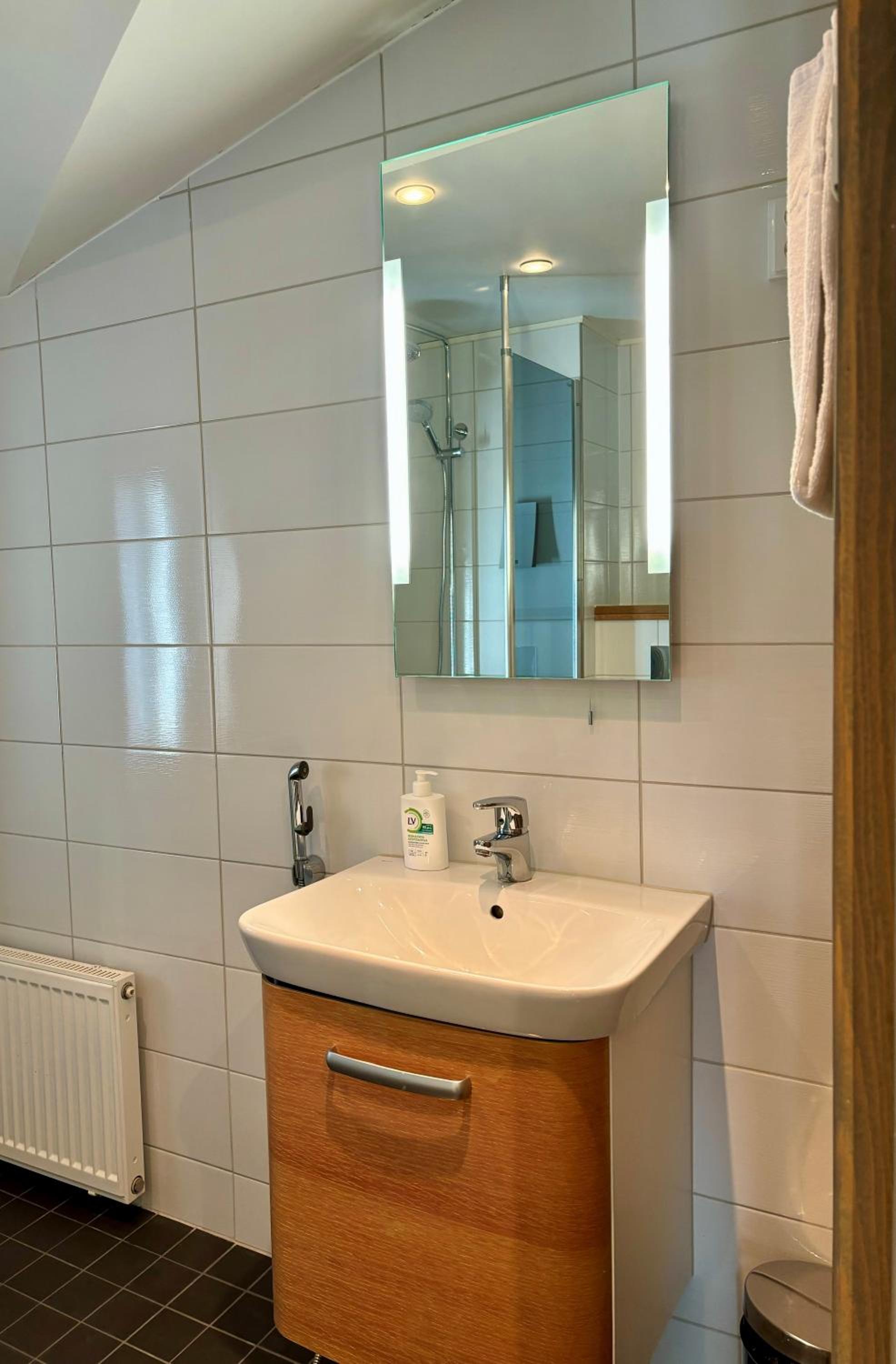 Levi Suites Unna Mànnu