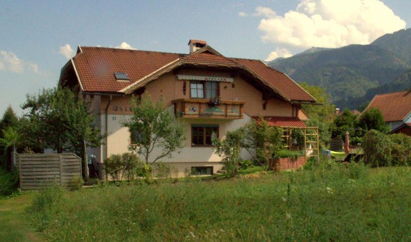 Photo 48