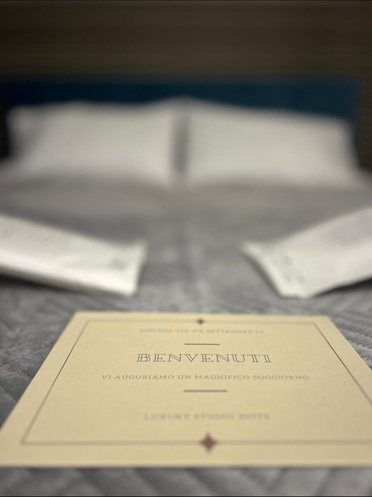 Luxury Studio Suite en Niscemi — hotel room