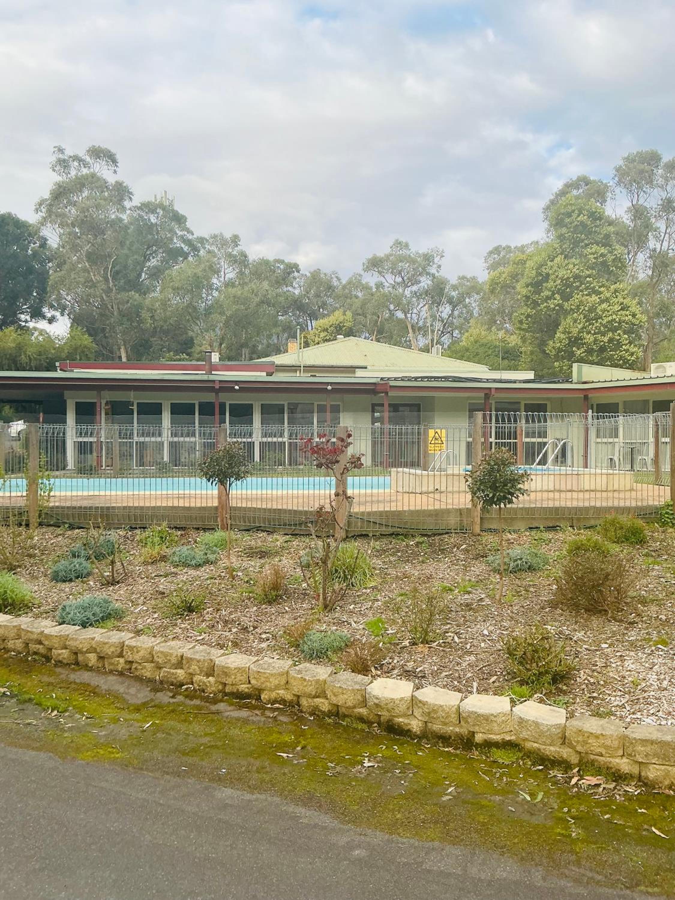 Sanctuary House Resort Motel