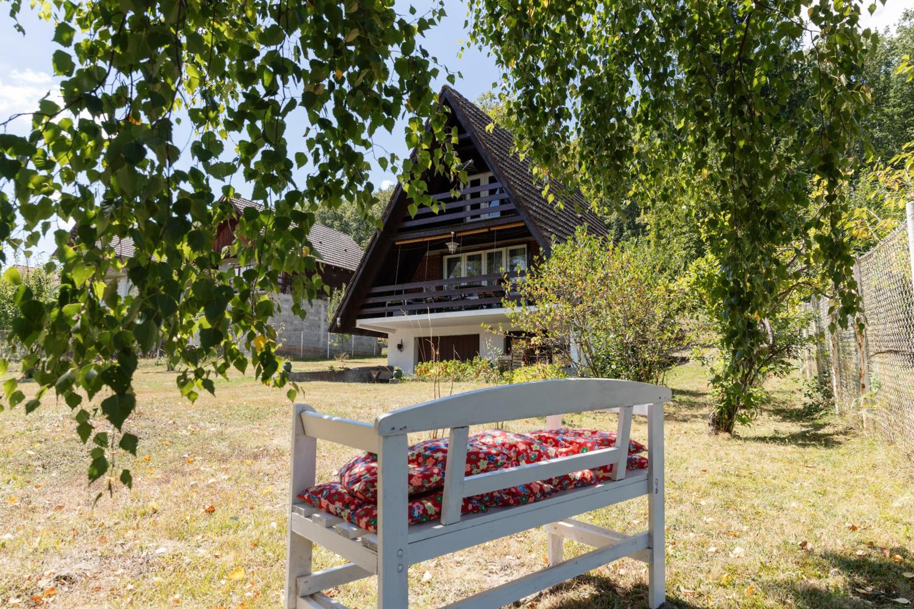 Pet-Friendly - Planinska Vikendica Međurečje