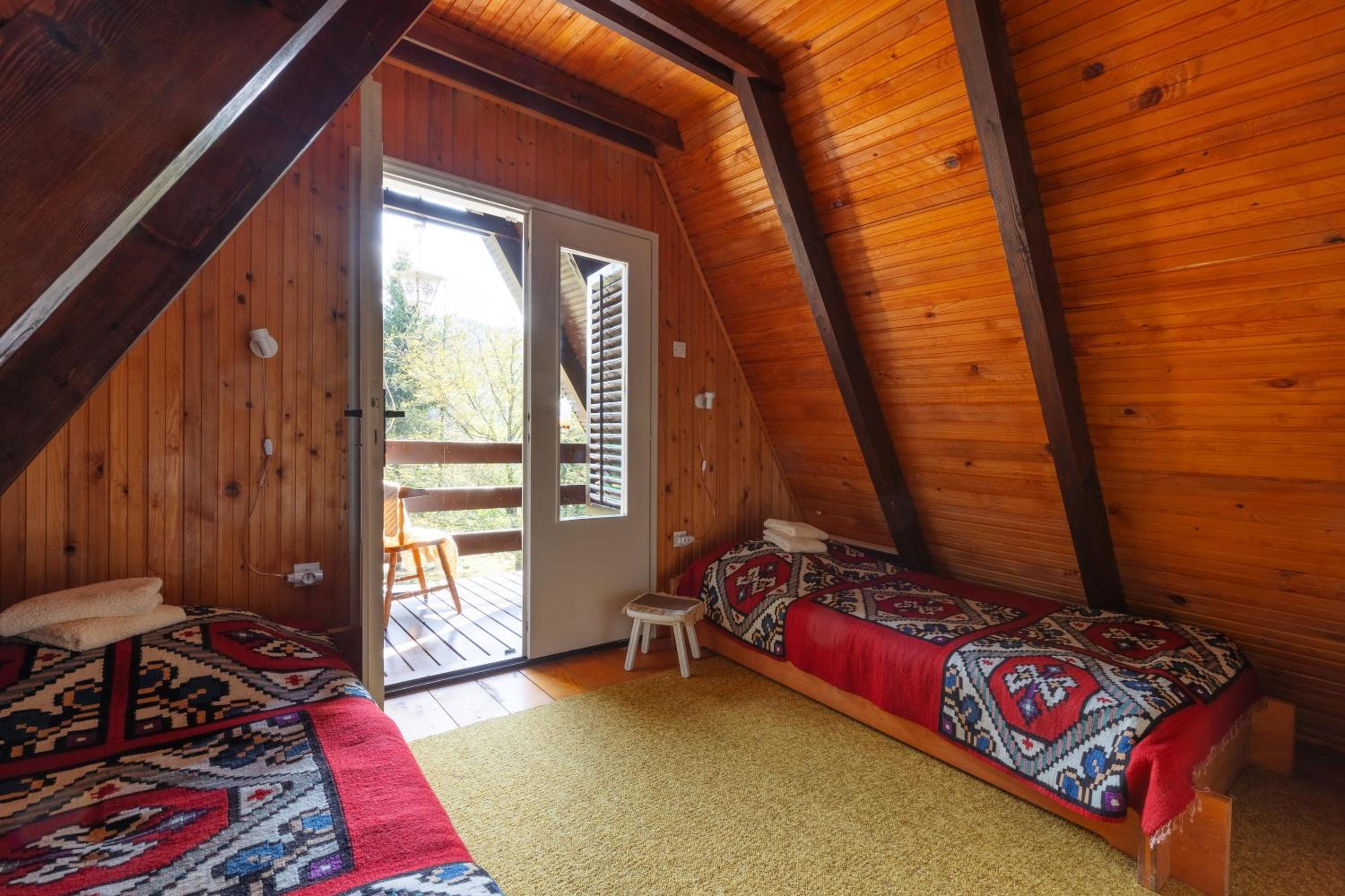 Pet-Friendly - Planinska Vikendica Međurečje