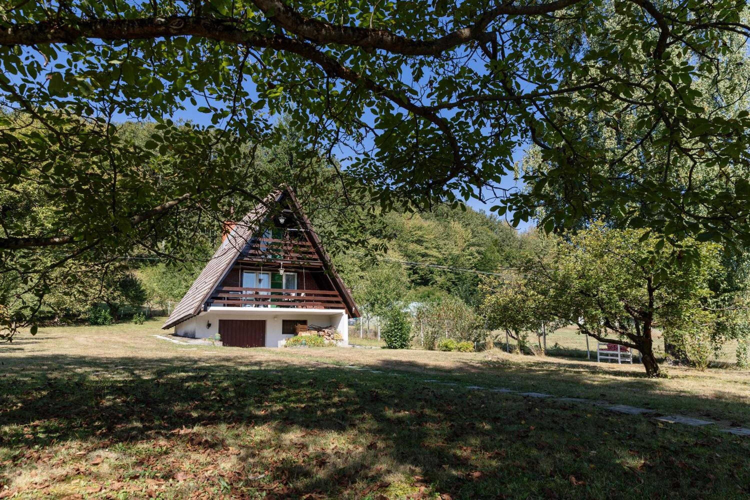 Pet-Friendly - Planinska Vikendica Međurečje