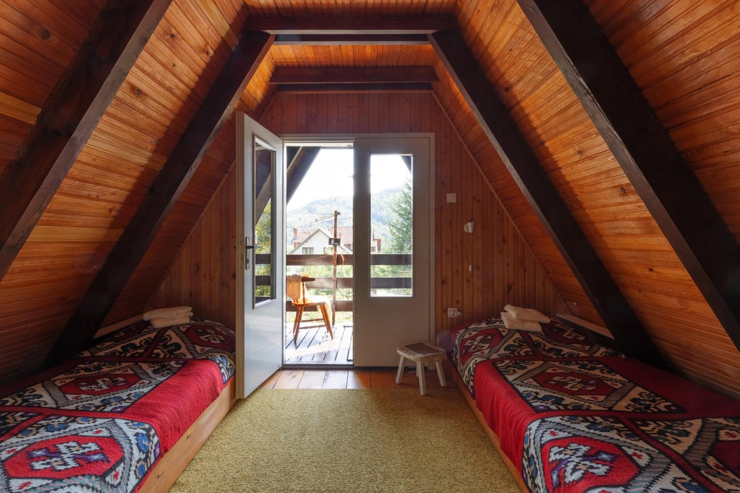 Pet-Friendly - Planinska Vikendica Međurečje