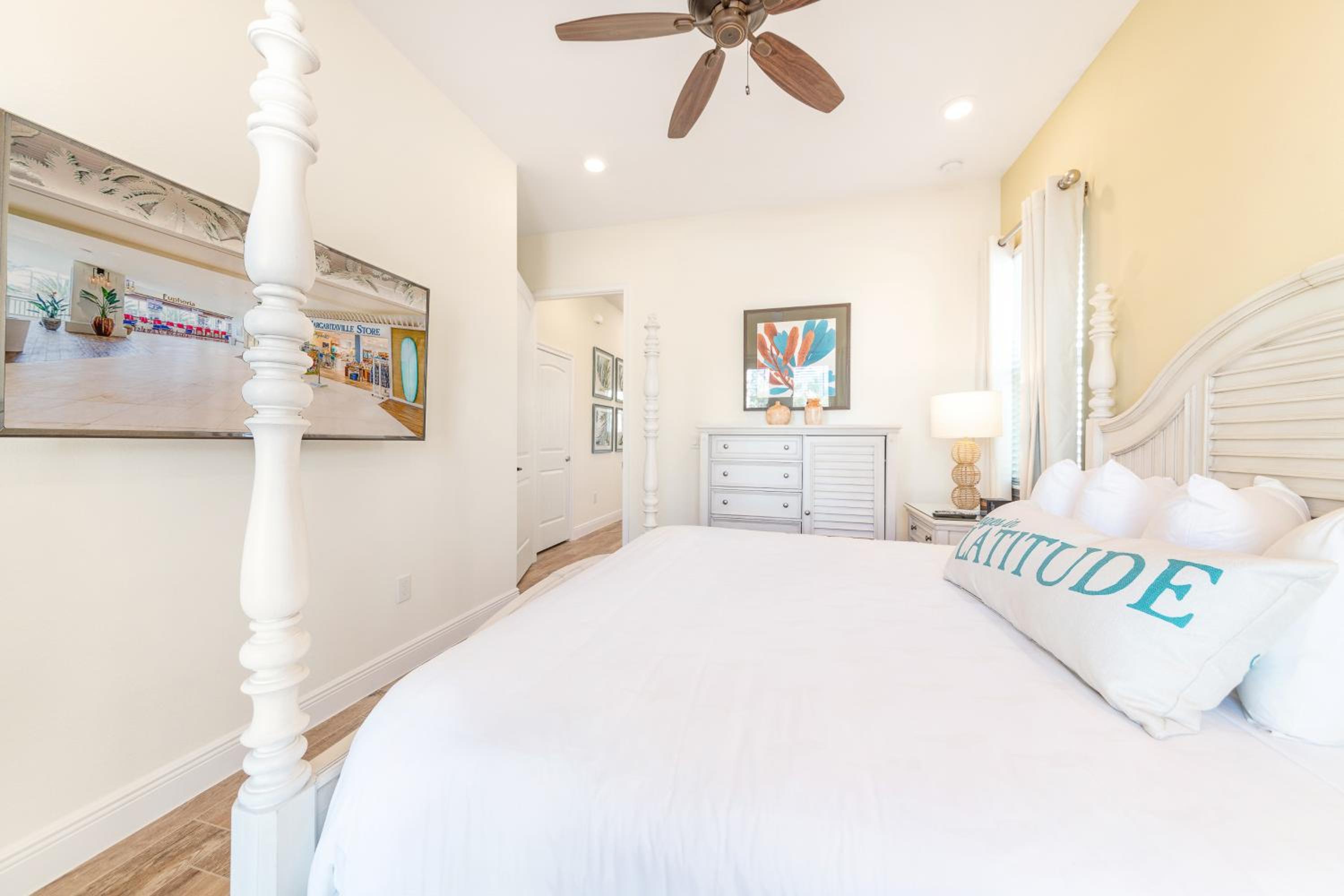 Sunset Cottage Near Disney With Margaritaville Resort & Island H2O Access - 8065Ls