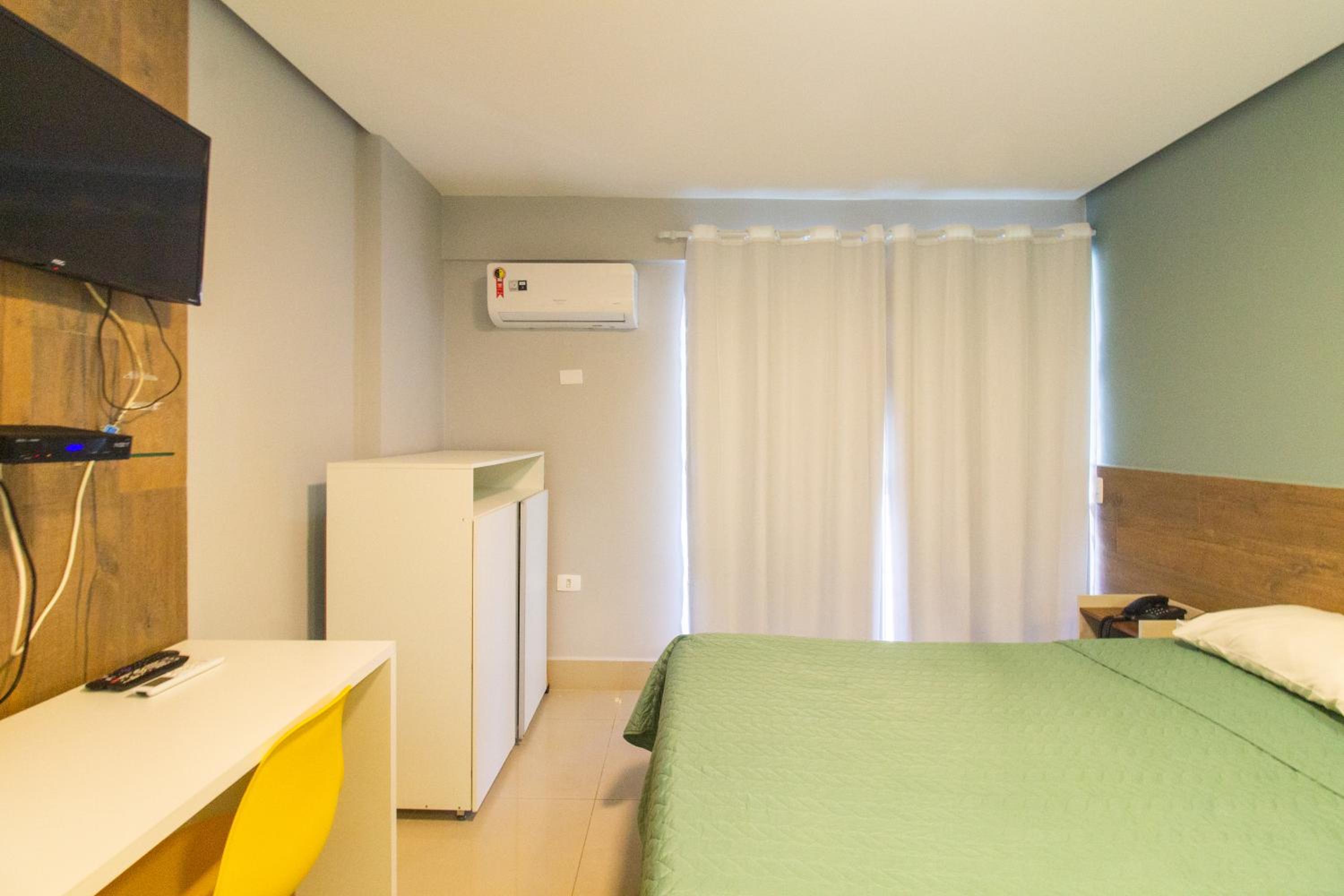 HOTEL GARVEY Quarto 515