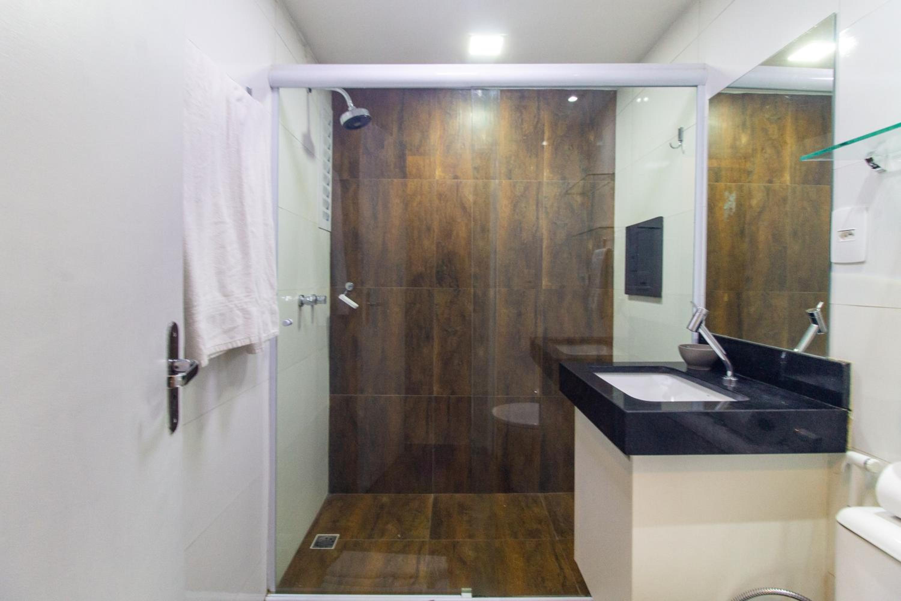 HOTEL GARVEY Quarto 515