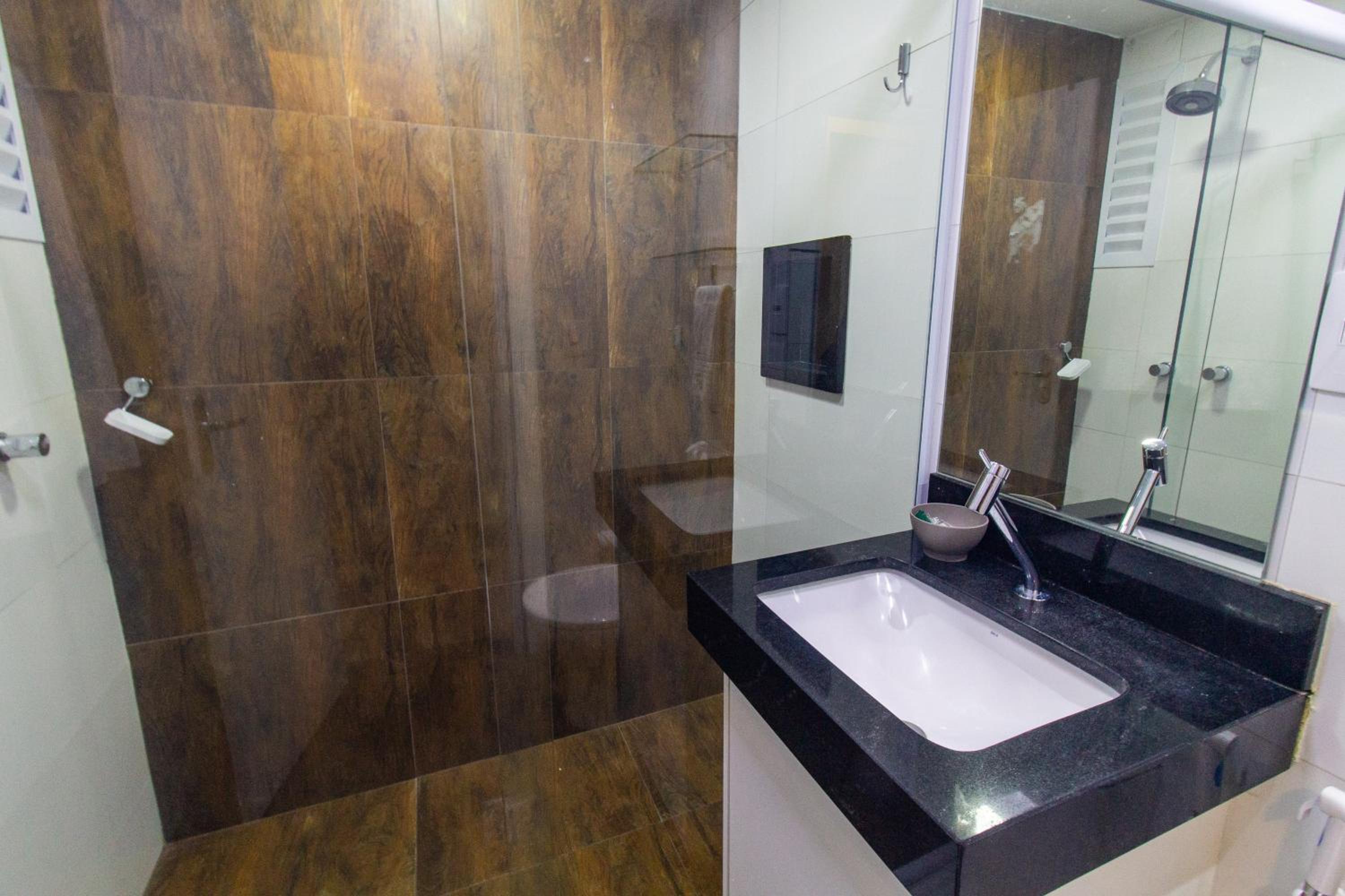 HOTEL GARVEY Quarto 515