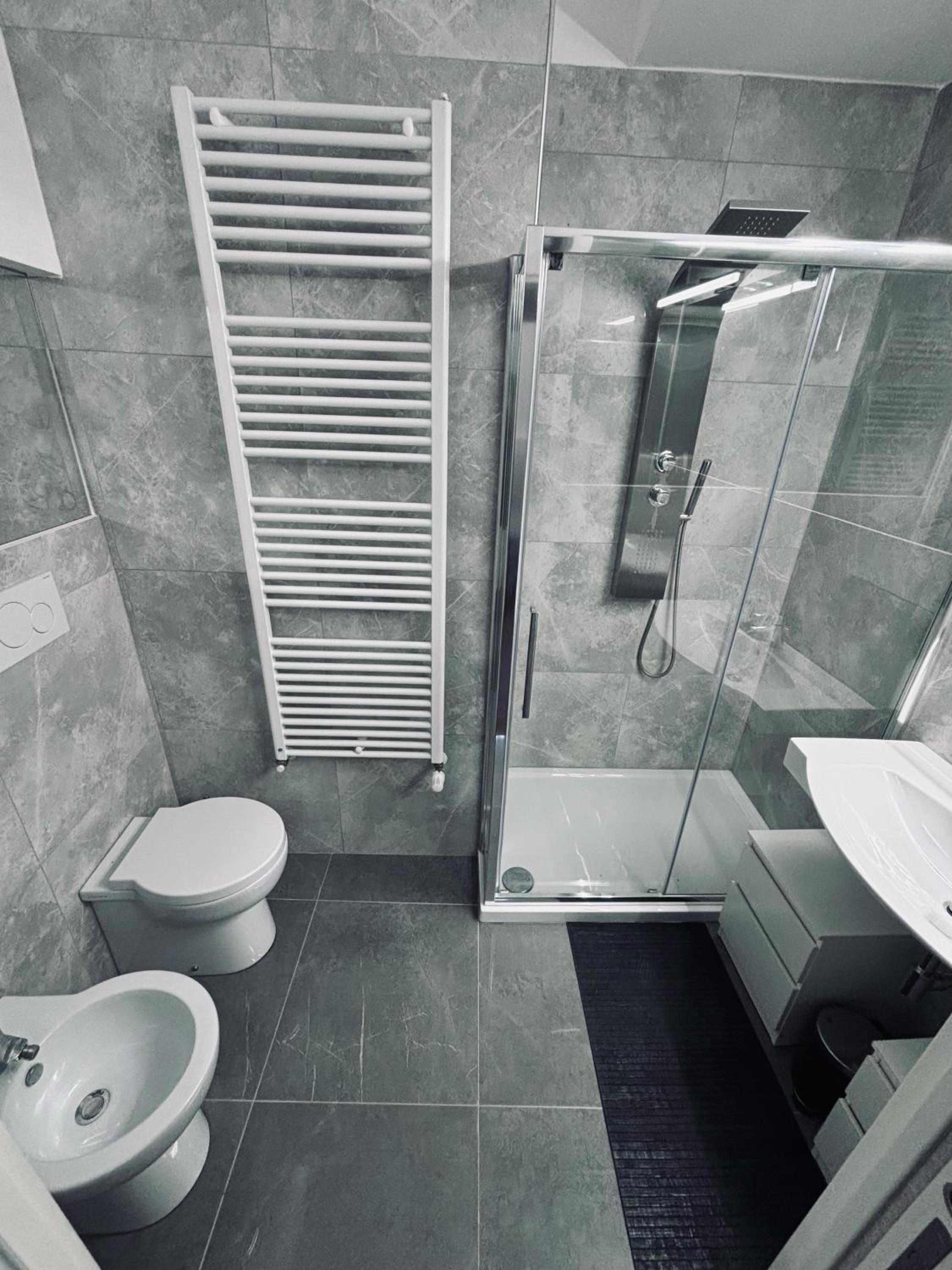 Modena Vacations - Farini House - Property Image 16