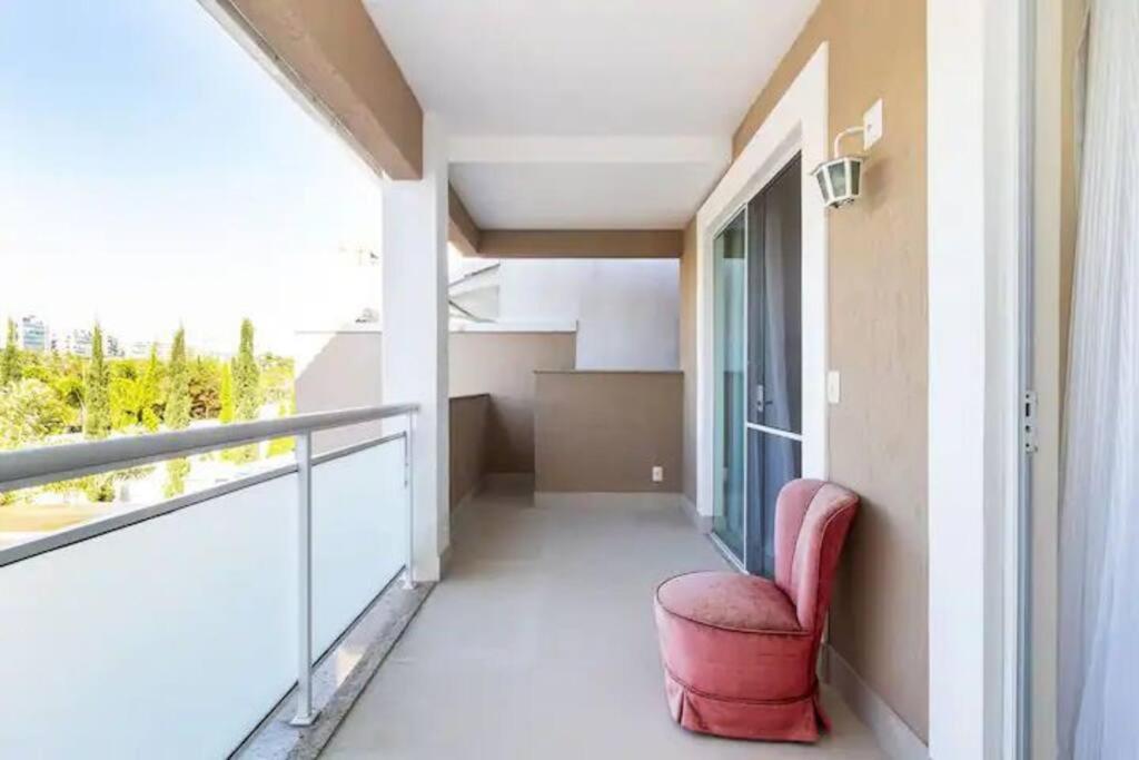 Mansão Luxuosa na Barra da Tijuca
