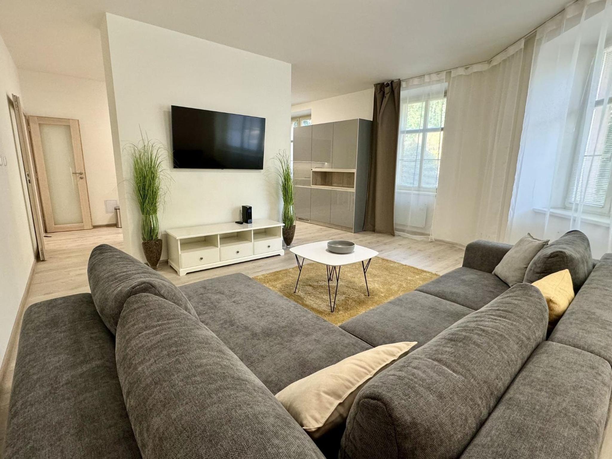 Rivercity Apartments