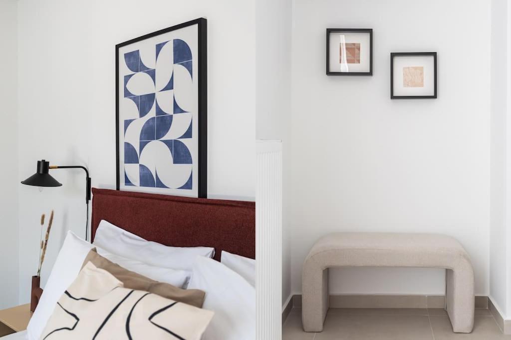 Tranquil 2BR Apartment with Acropolis view by UPSTREET photo 2