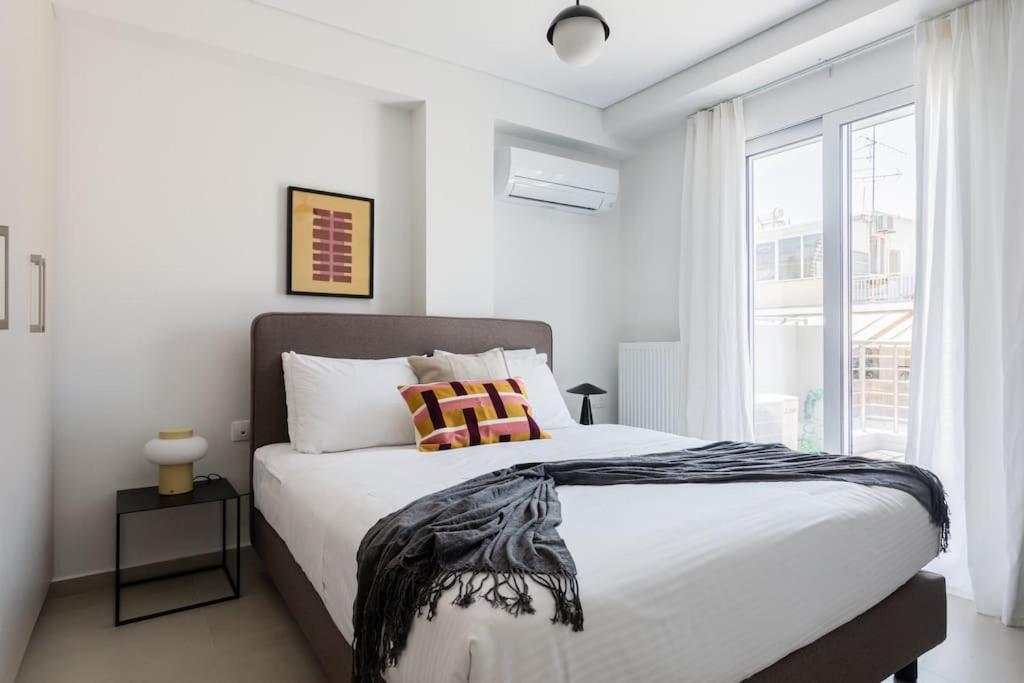 Tranquil 2BR Apartment with Acropolis view by UPSTREET photo 5