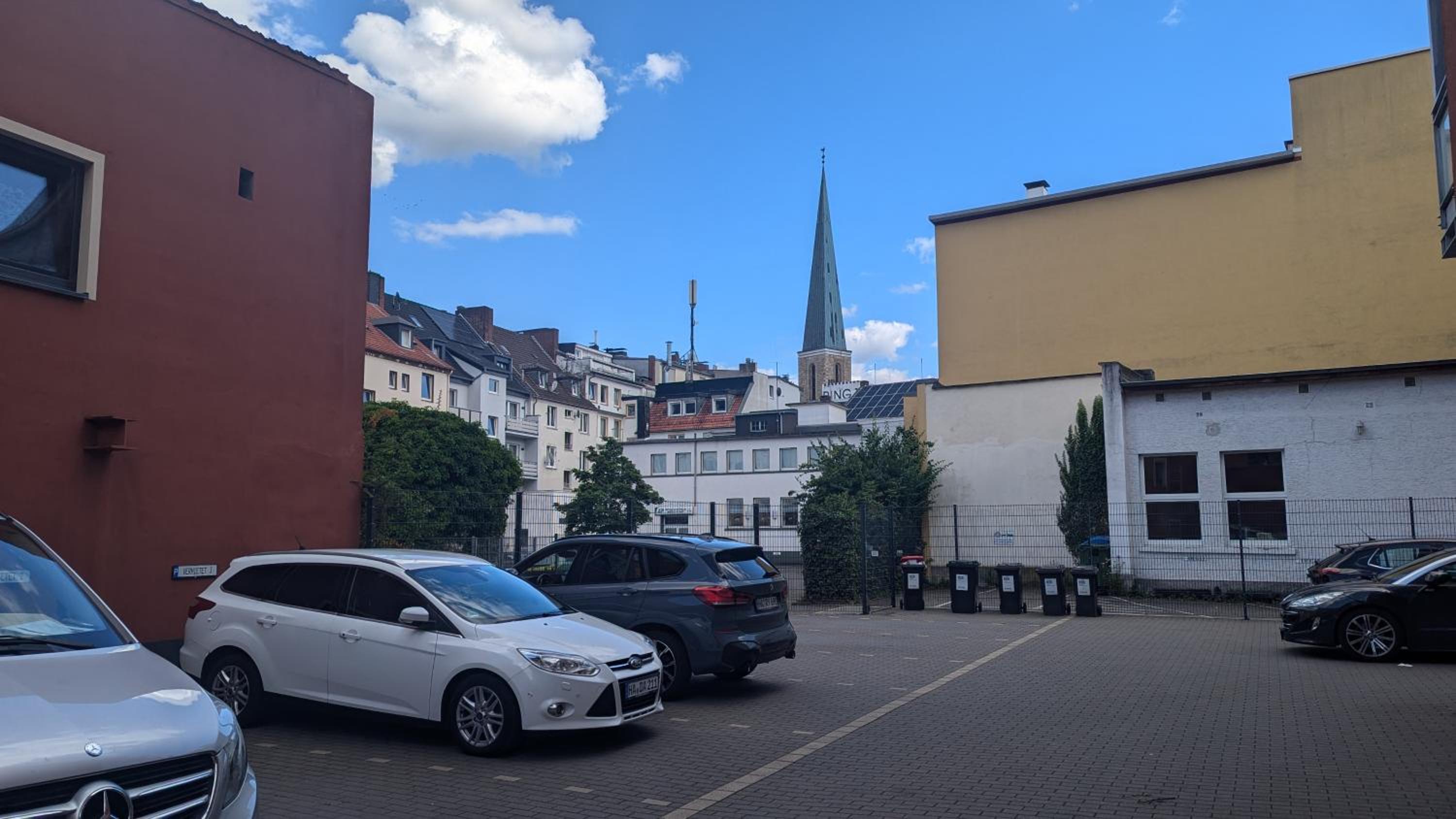 Imposante Whg - Zentral - Dachterrasse - Parken - Aufzug