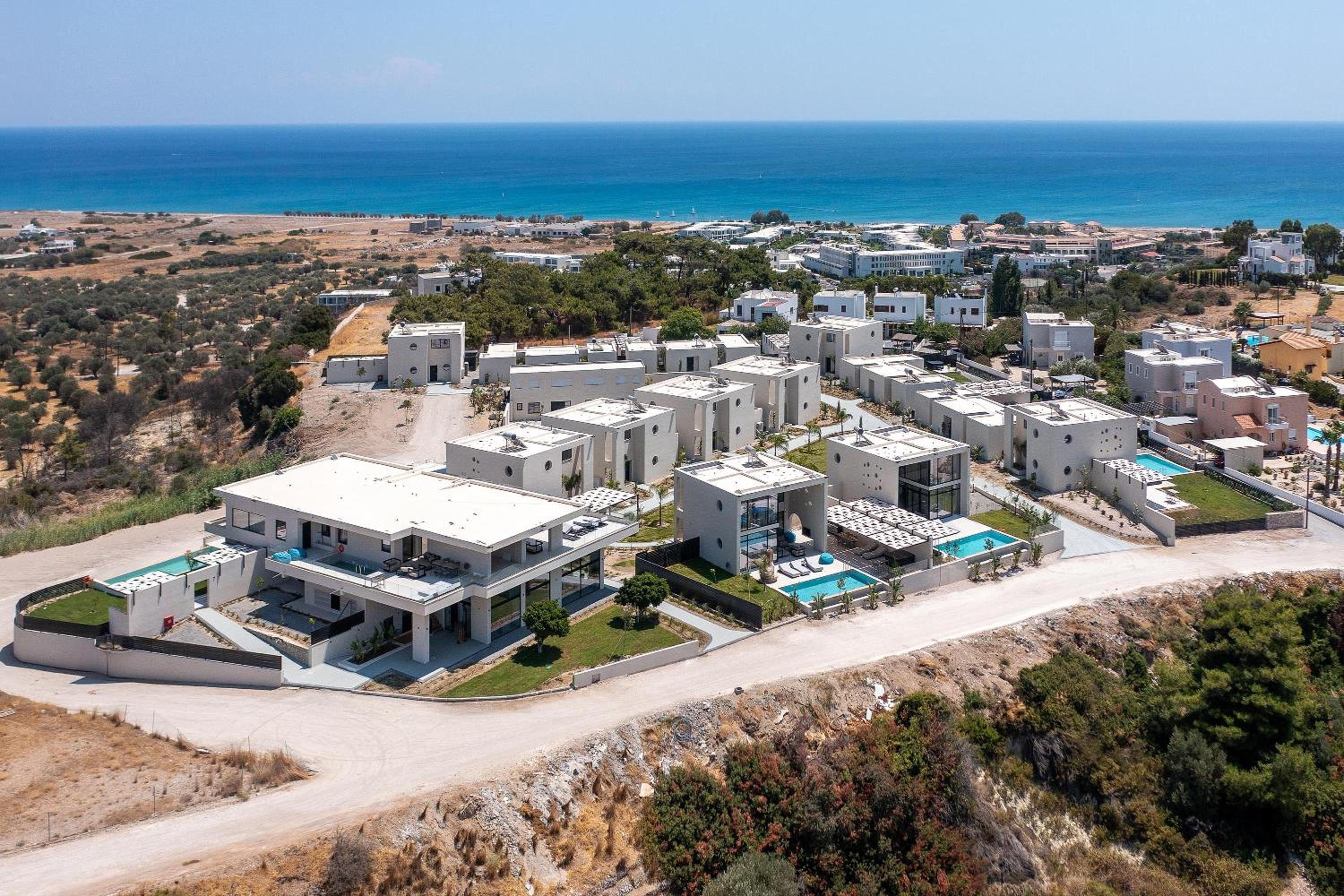 Trapezia Luxury Living view 5